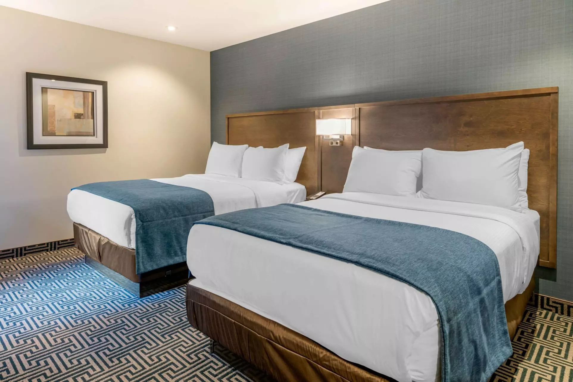 Quality Inn Centre-Ville - Primary Image