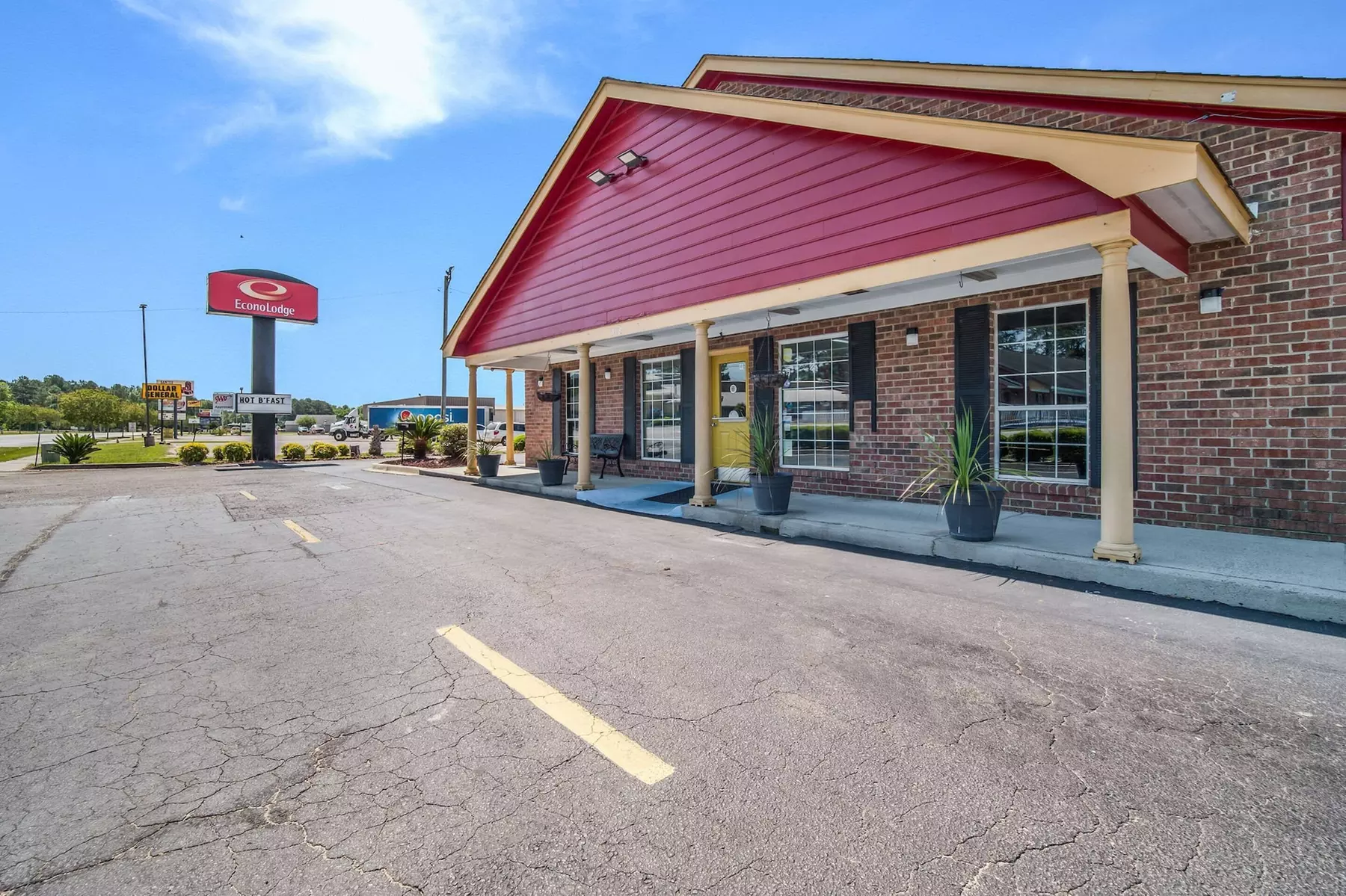 Econo Lodge - Primary Image