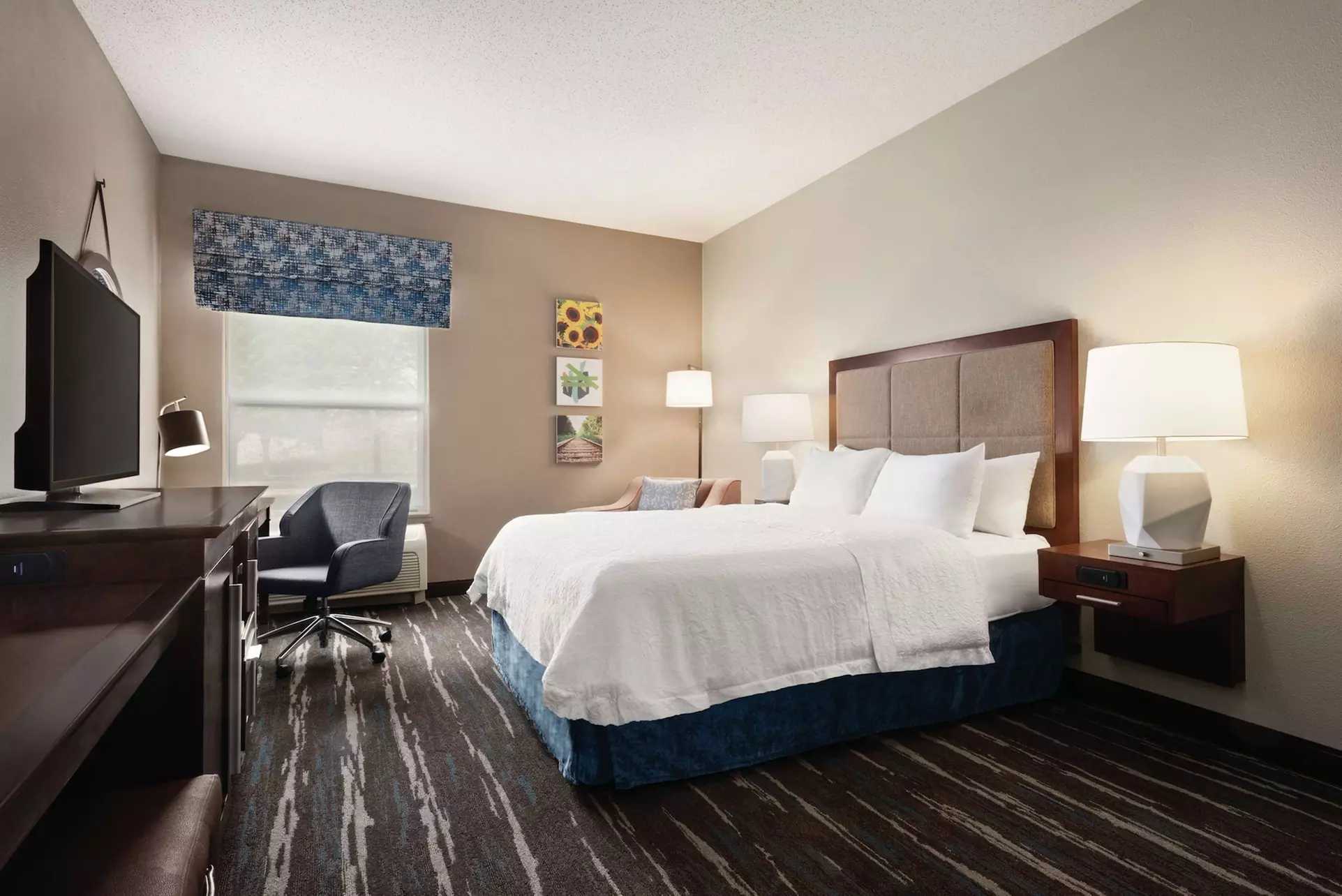 Hampton Inn & Suites Ft. Wayne-North - Primary Image