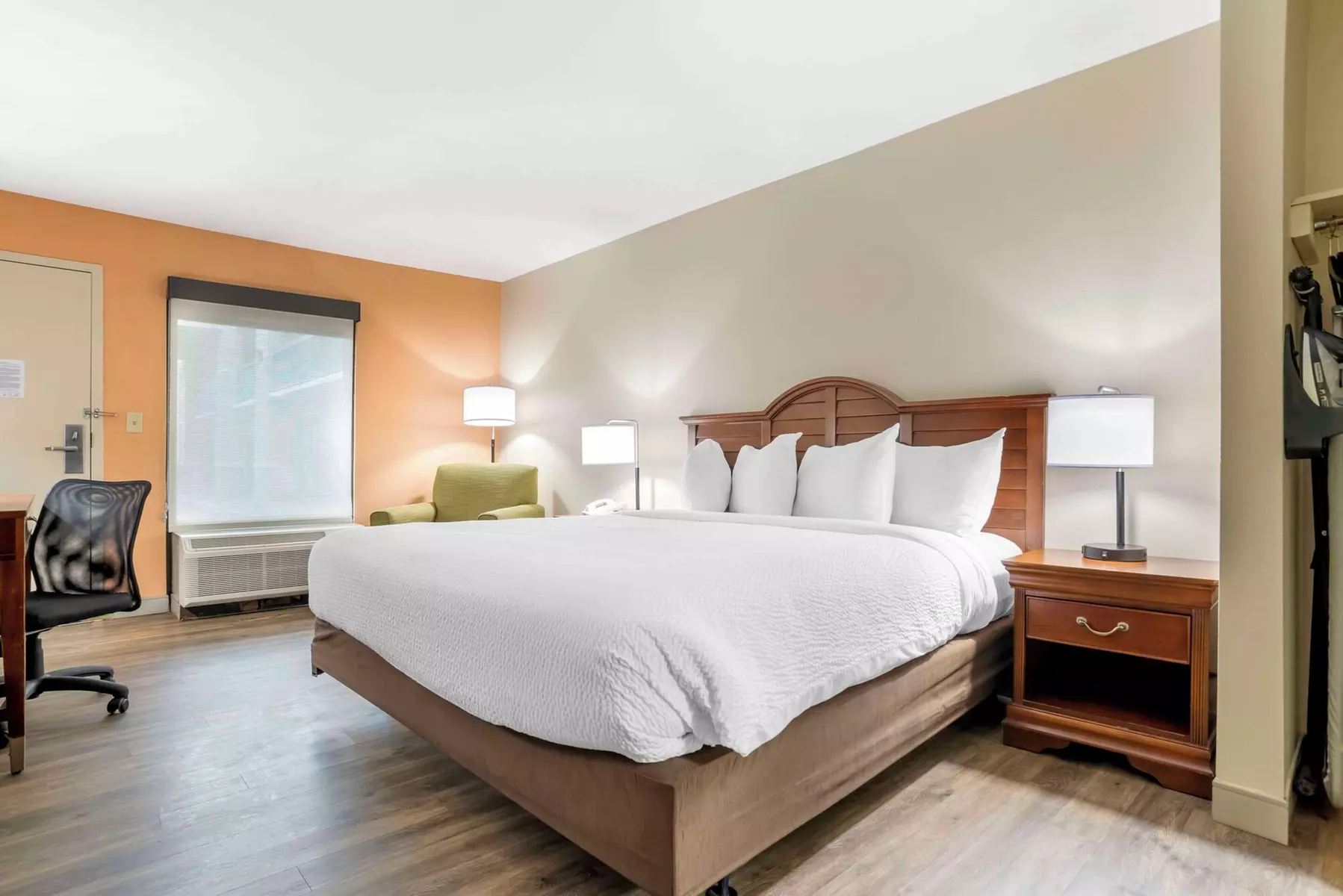 Econo Lodge Moss Point - Pascagoula - Primary Image