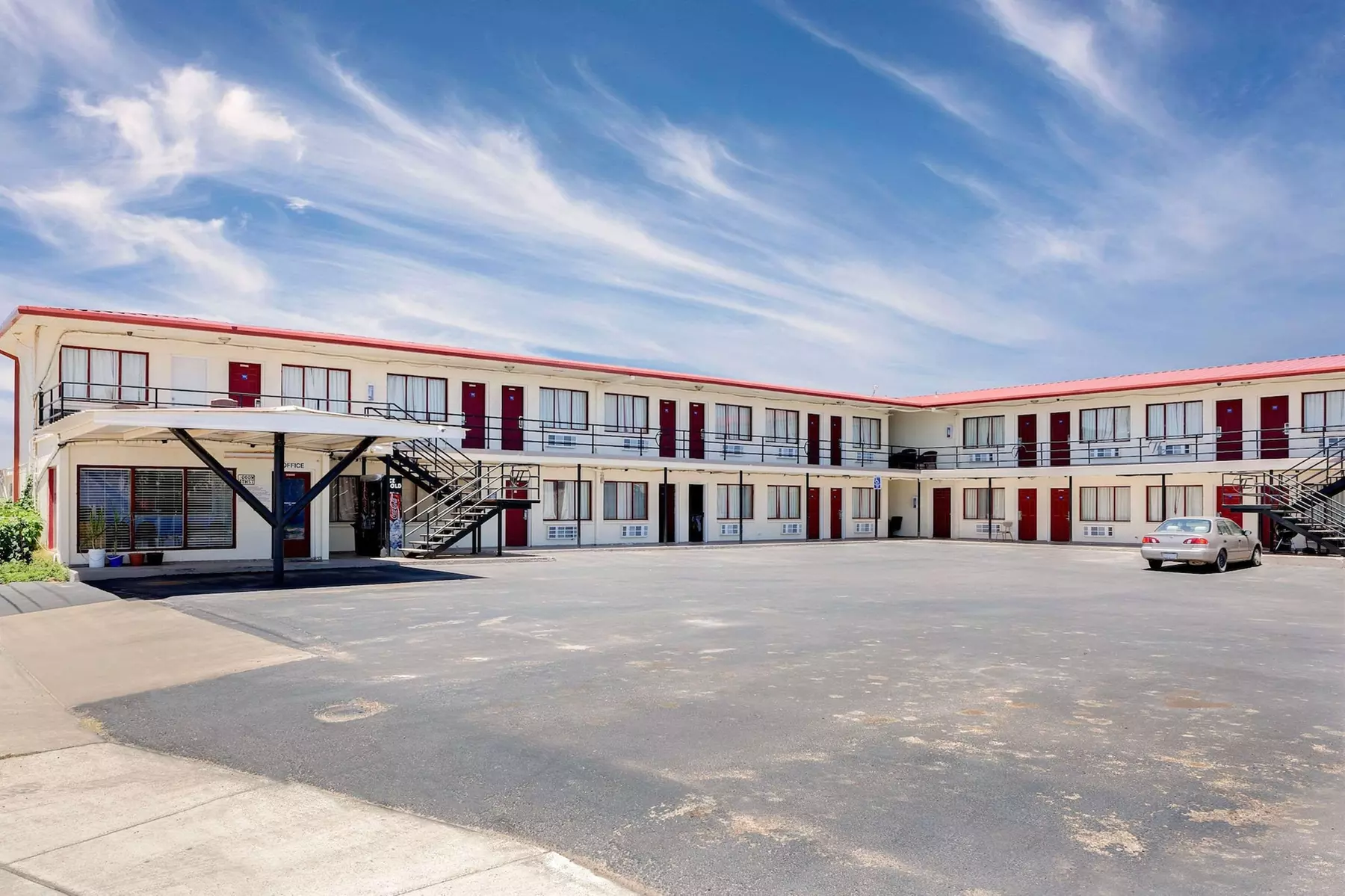 Knights Inn Big Spring - Primary Image