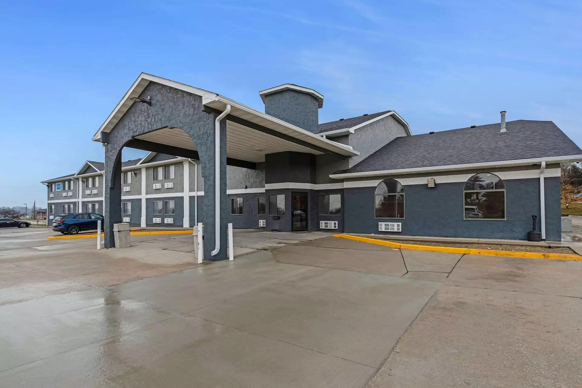 Rodeway Inn - Primary Image