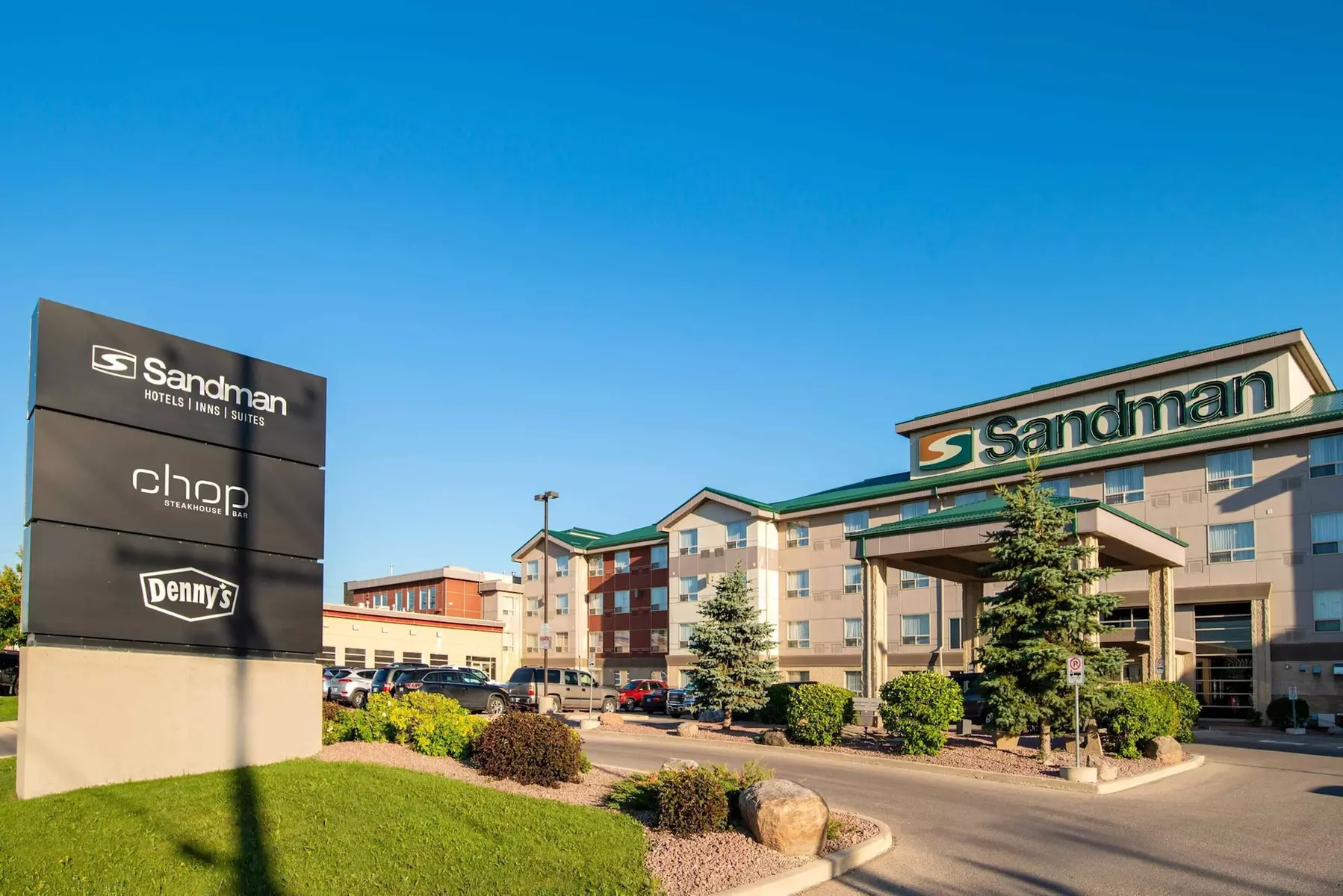 Sandman Hotel & Suites Winnipeg Airport - Primary Image