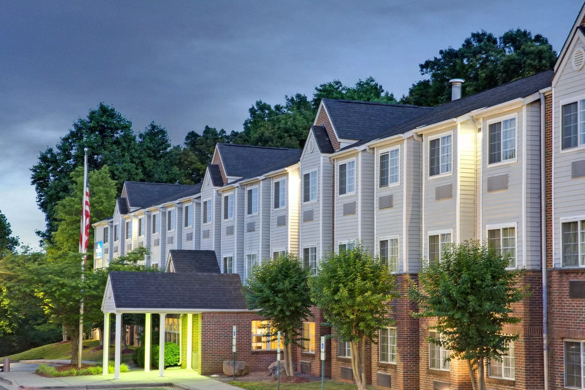 Microtel Inn by Wyndham Charlotte/University Place - Primary Image