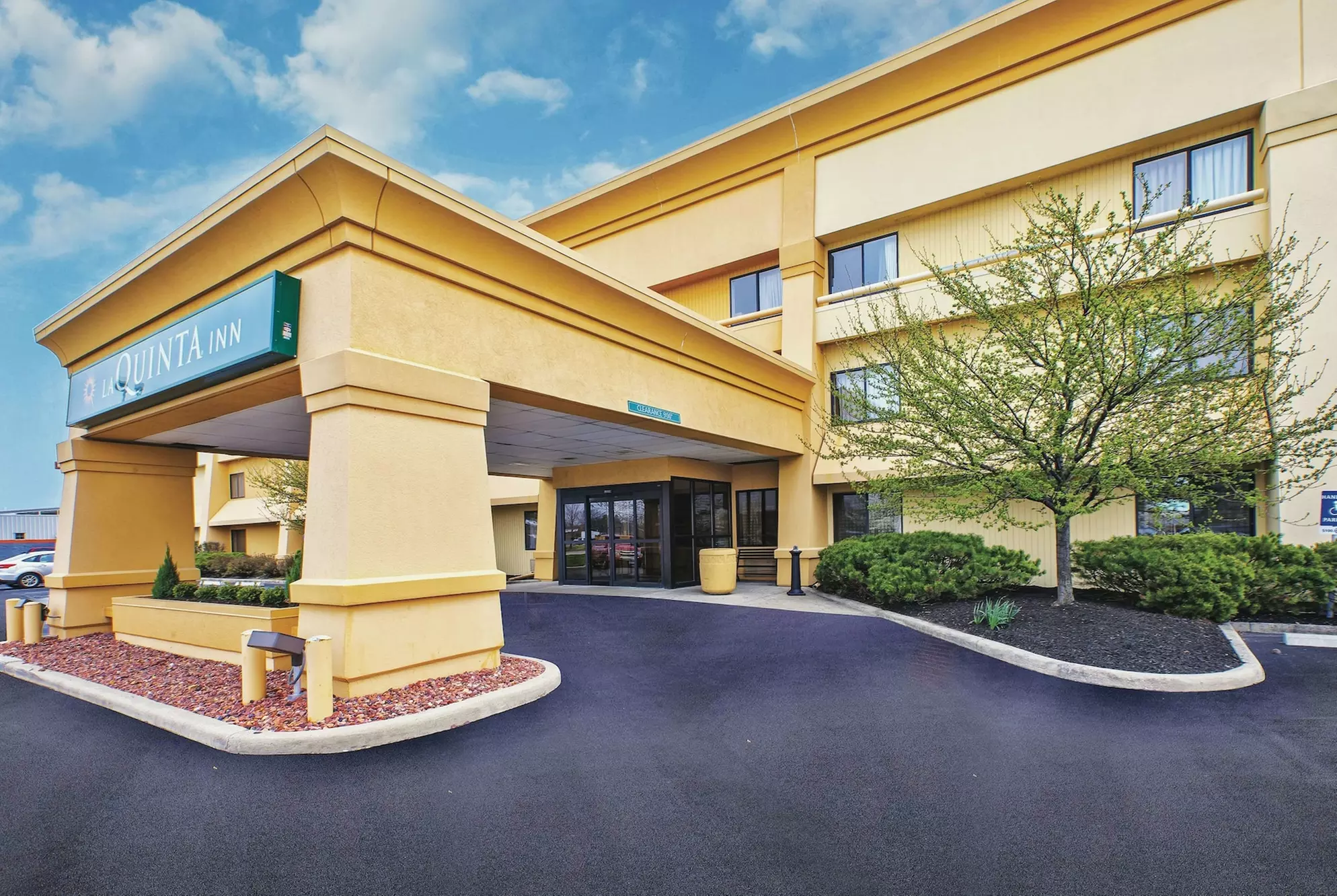 La Quinta Inn by Wyndham Toledo Perrysburg - Primary Image