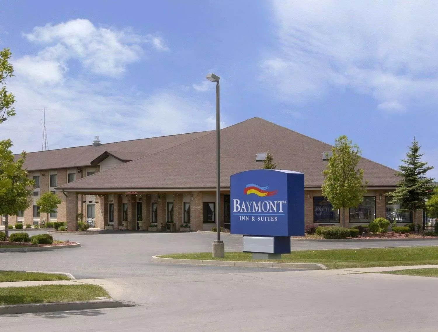 Baymont by Wyndham Whitewater - Primary Image