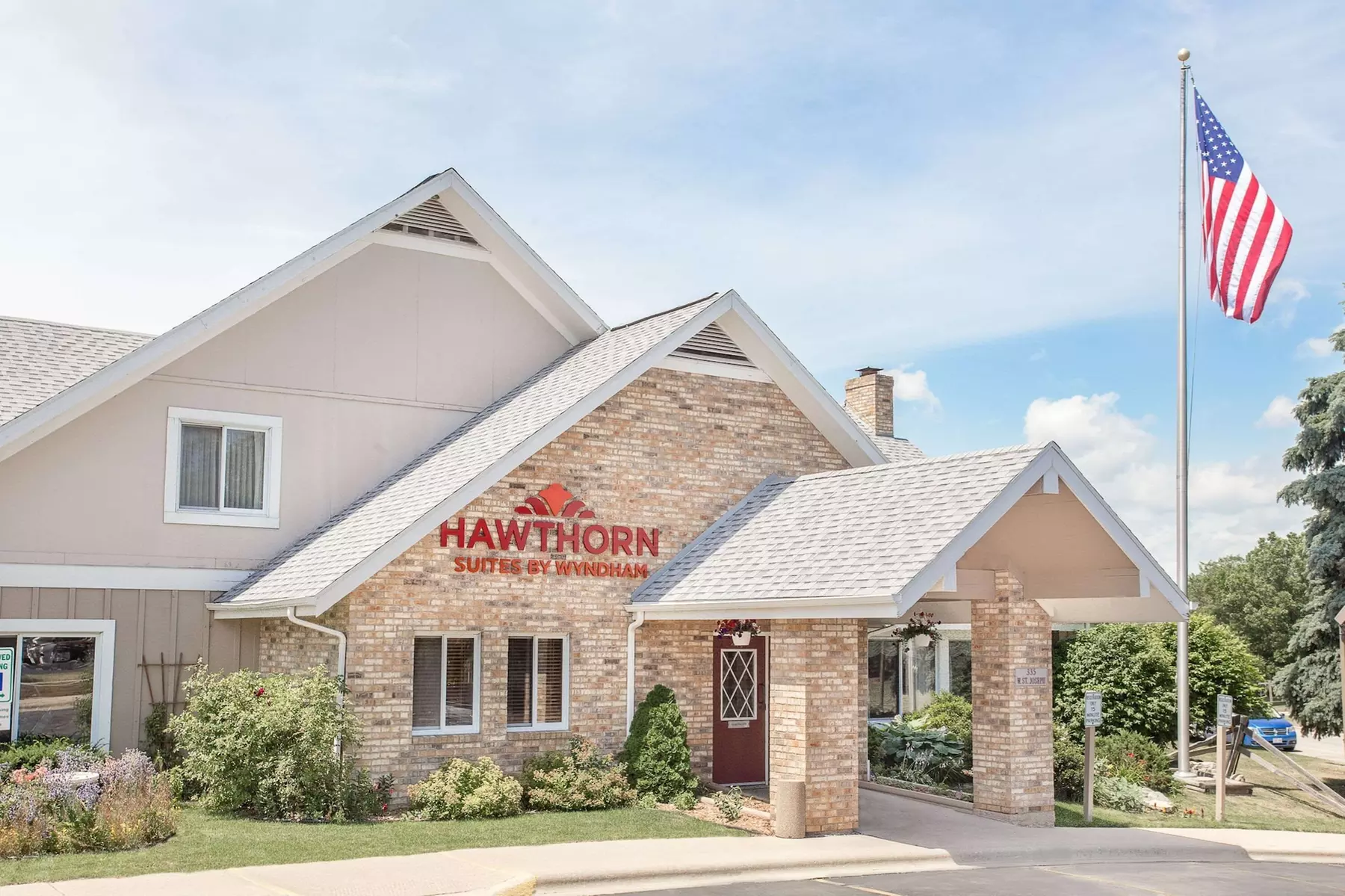 Hawthorn Extended Stay by Wyndham Green Bay - Primary Image
