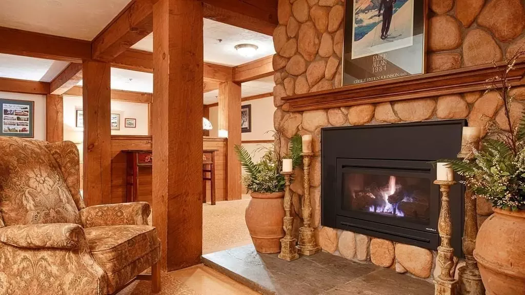 Silver Fox Inn - Primary Image