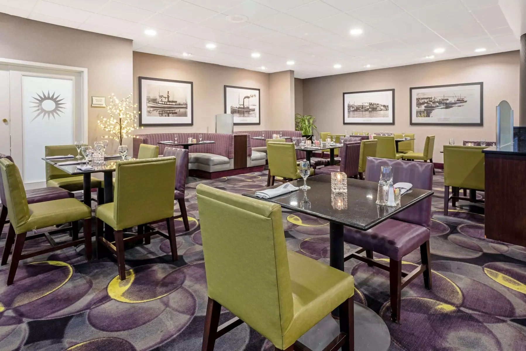 La Quinta Inn & Suites by Wyndham Tacoma - Seattle - Primary Image