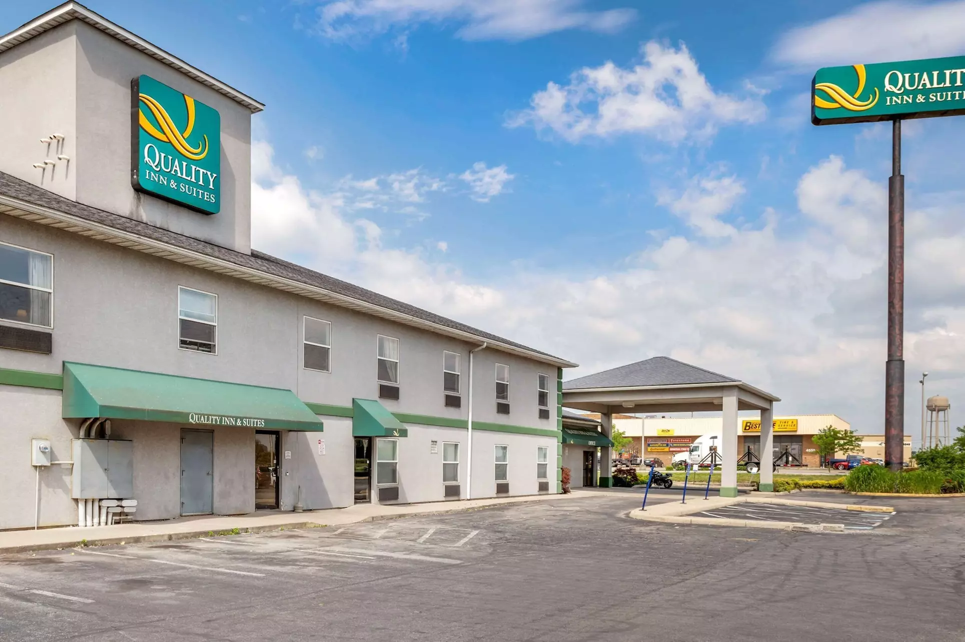 Quality Inn & Suites - Primary Image