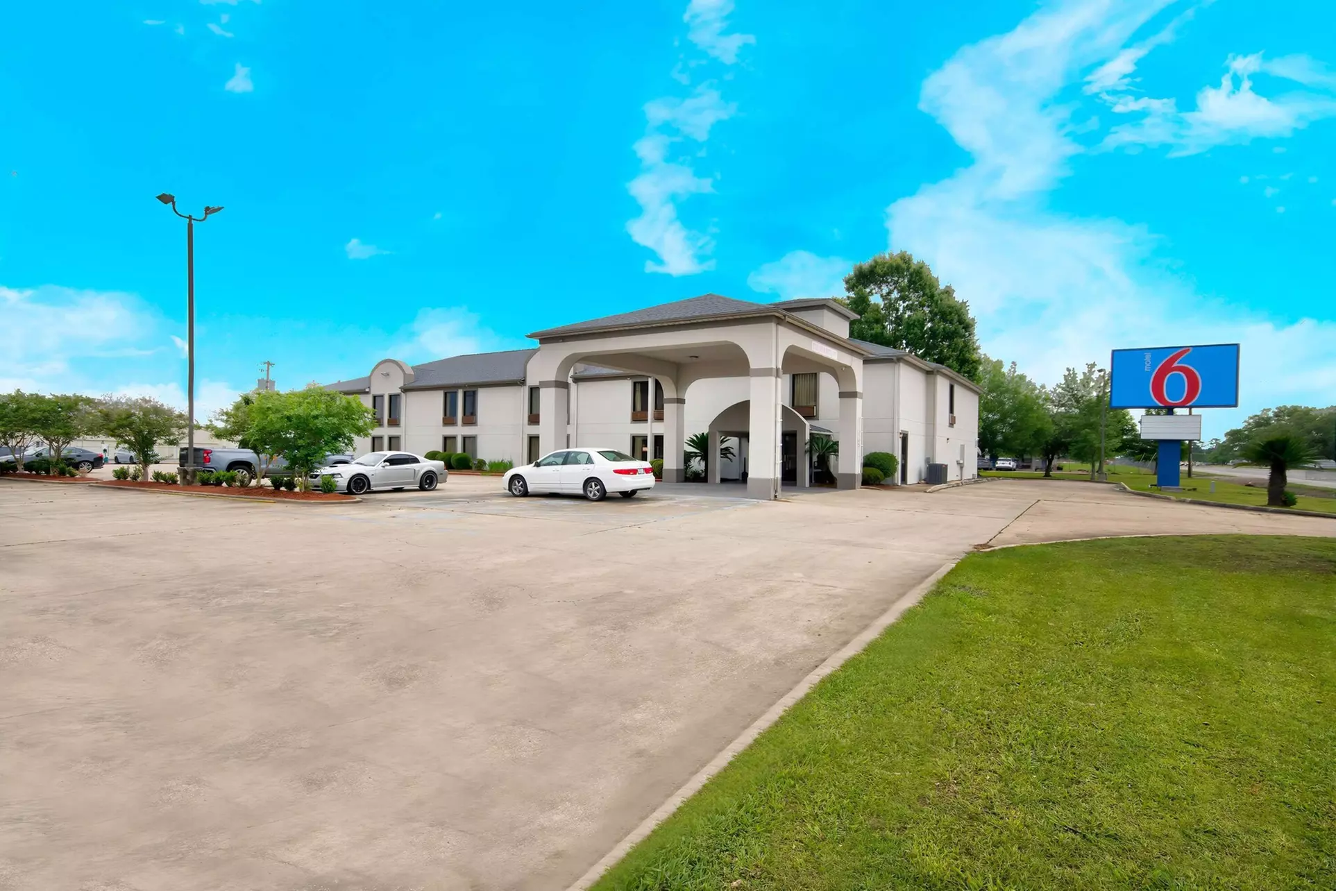 Motel 6 Abbeville, LA - Primary Image