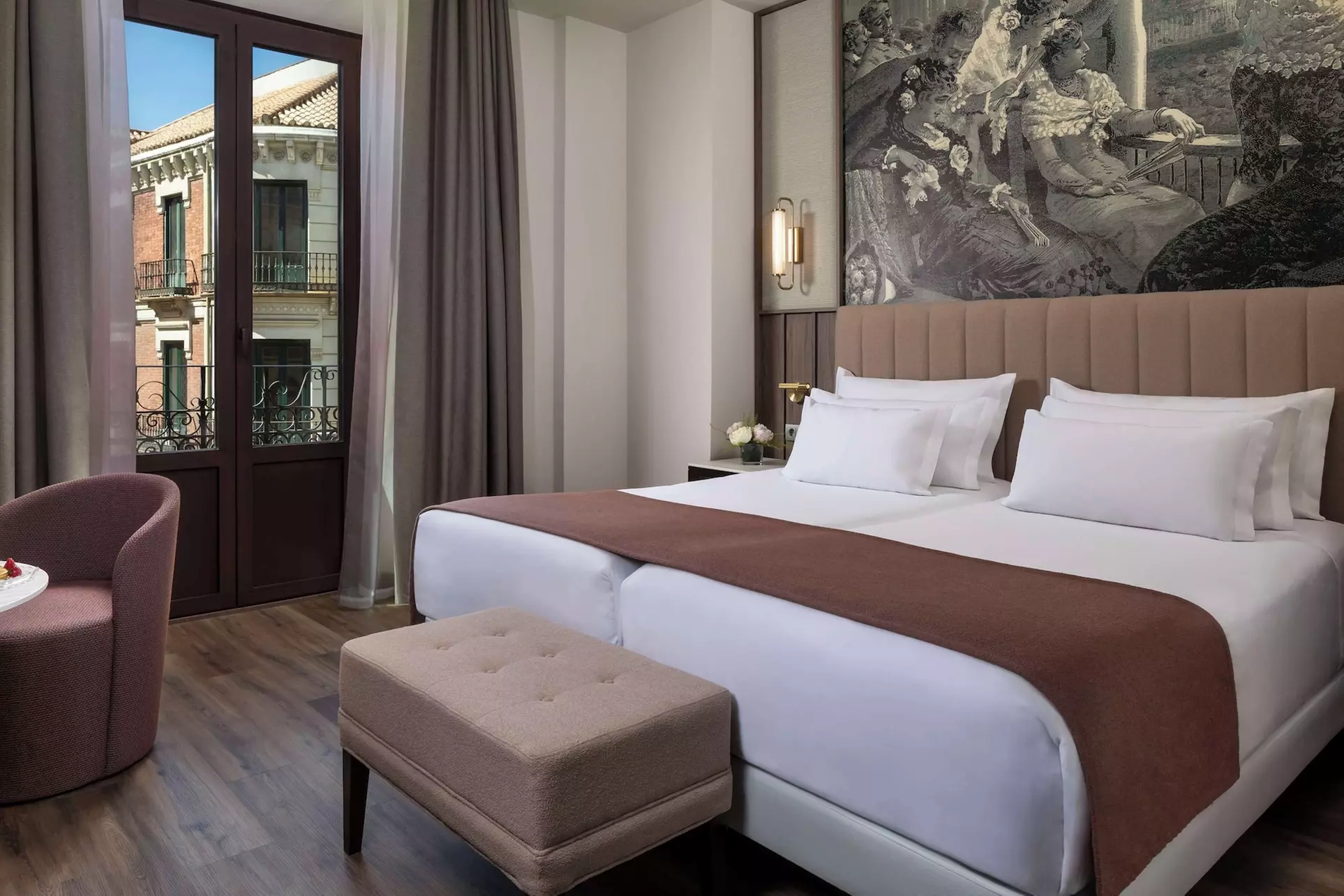 NH Collection Granada Victoria Hotel - Primary Image
