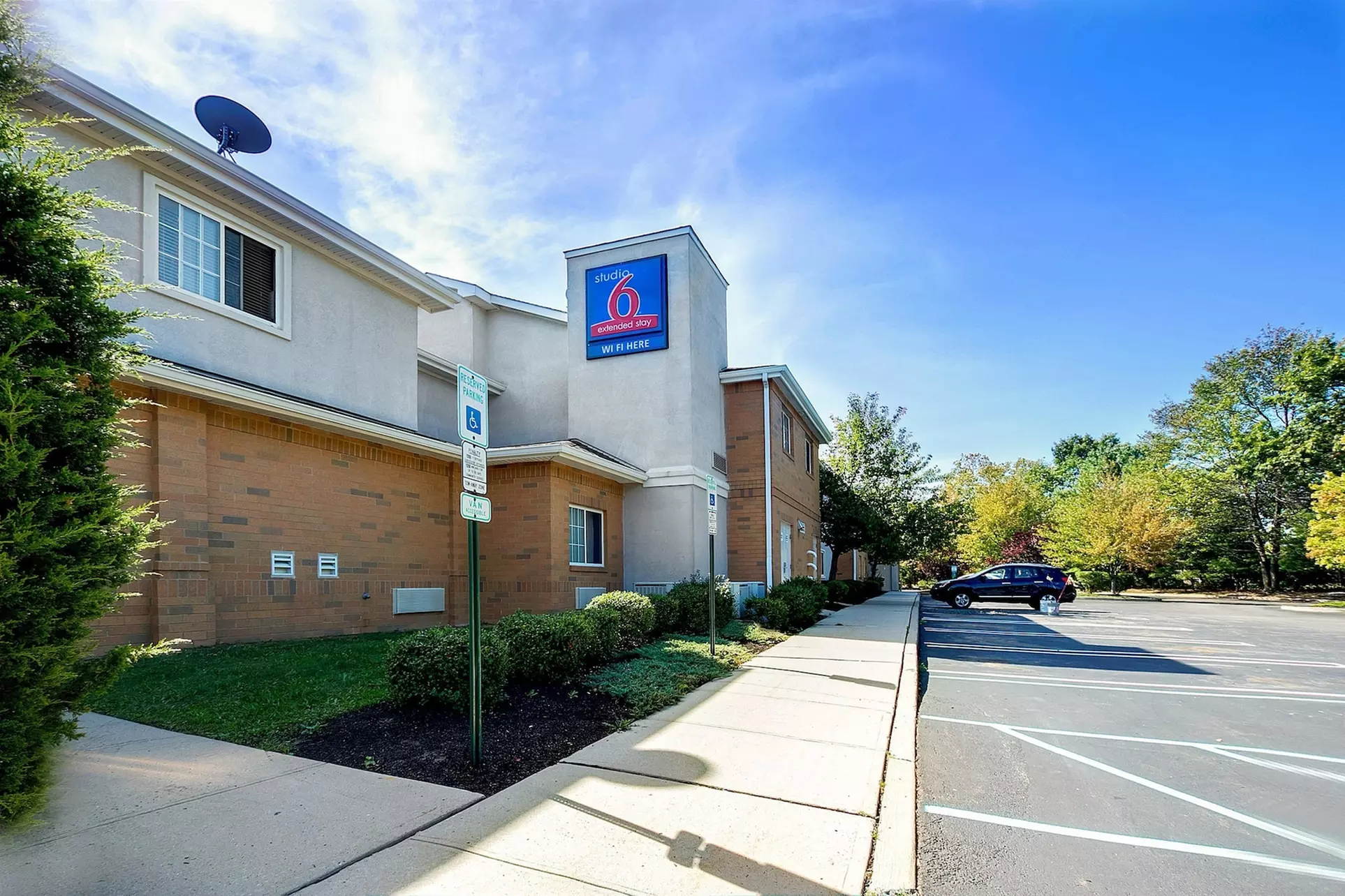 Studio 6 East Brunswick, NJ - NYC Area - Primary Image