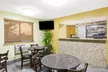 Super 8 by Wyndham Nampa - Second Medium