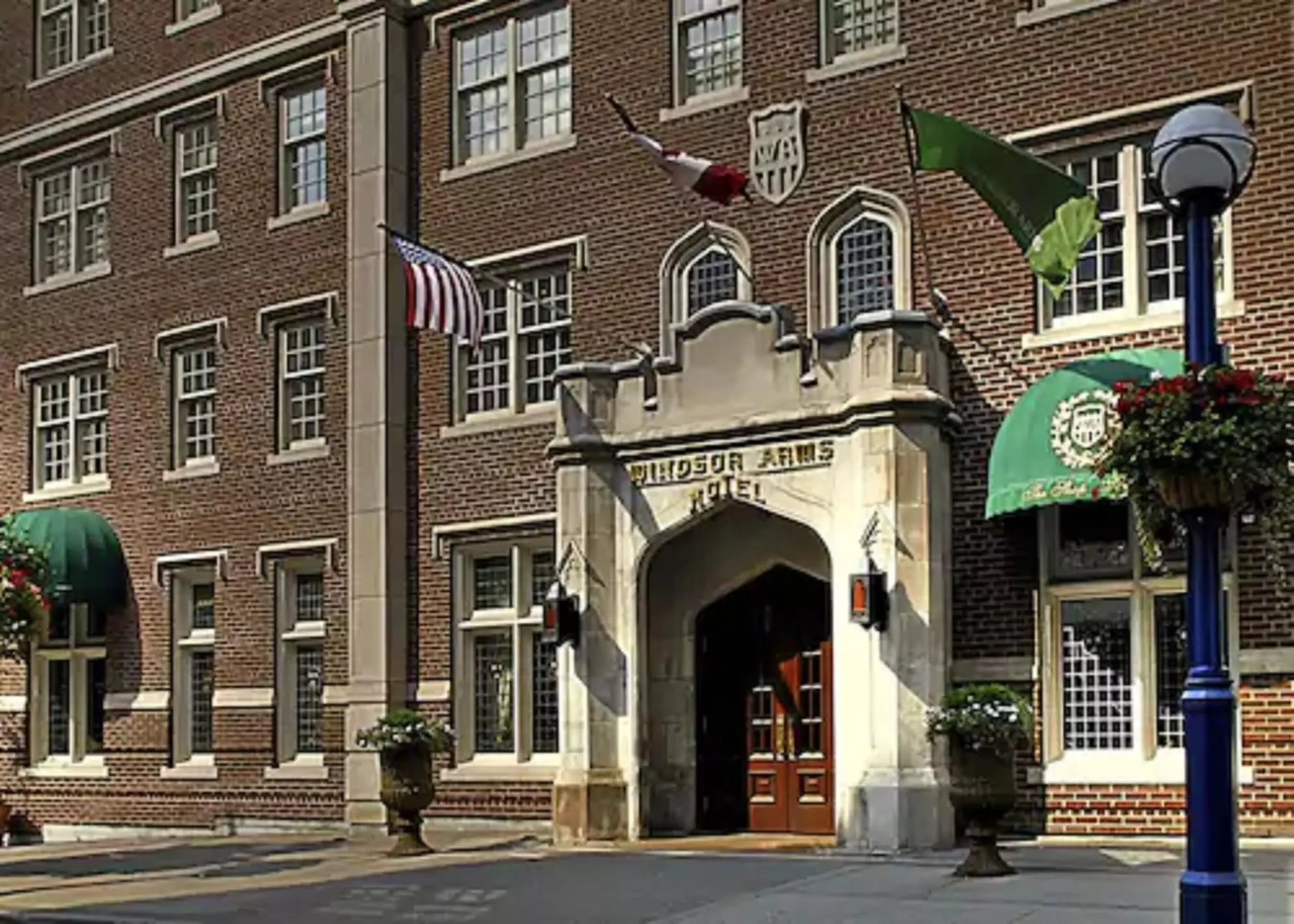 Windsor Arms Hotel - Primary Image