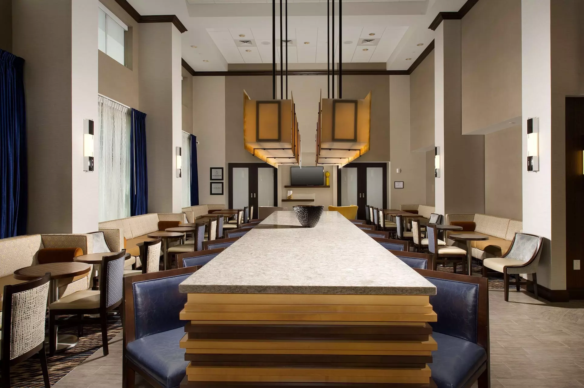 Hampton Inn & Suites Falls Church - Primary Image