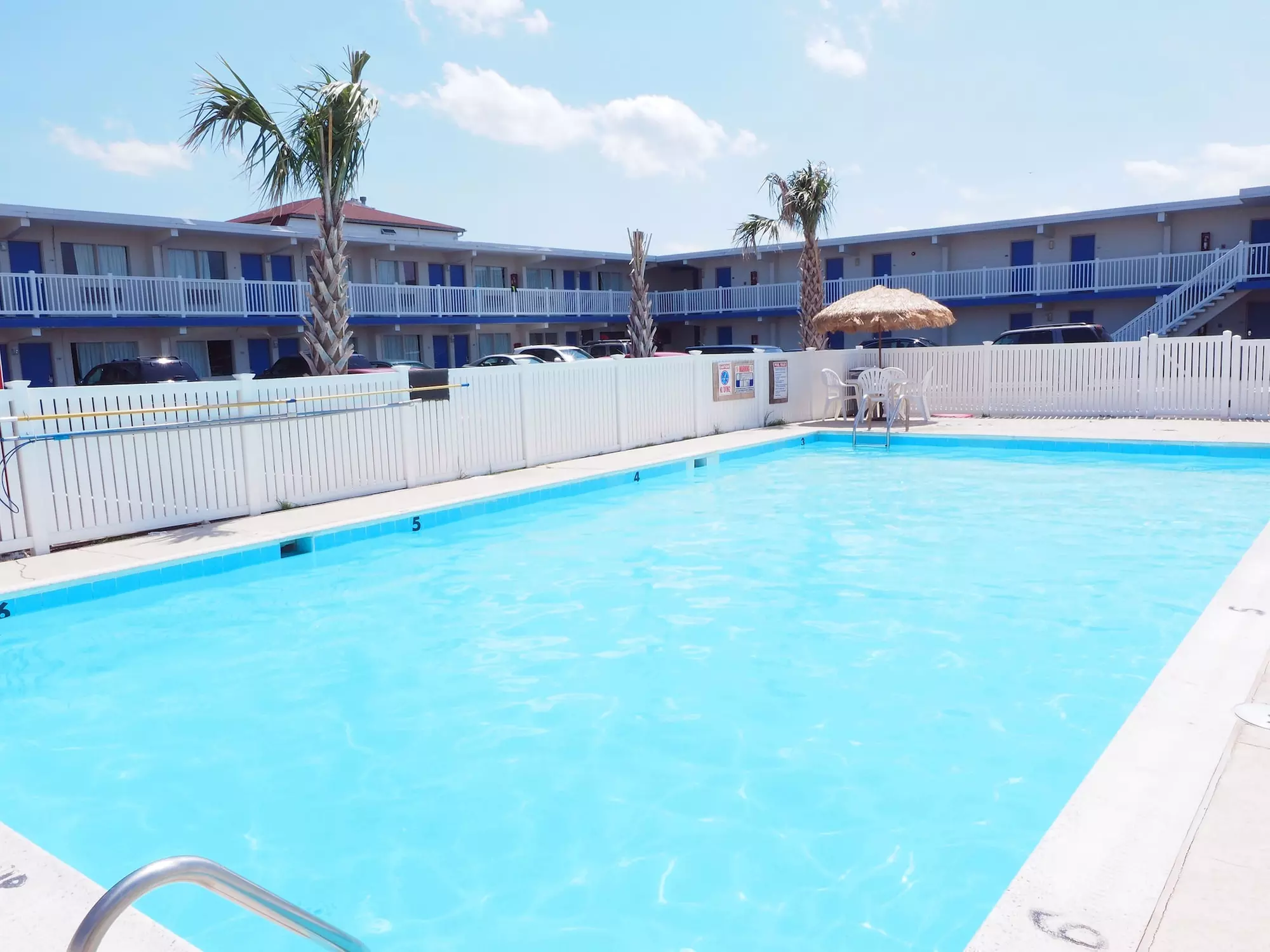 Seashire Inn & Suites - Primary Image