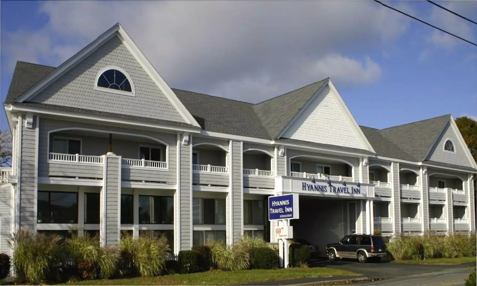 Hyannis Travel Inn - Primary Image