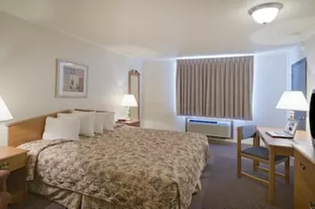 Fort Hays Inn - Primary Image