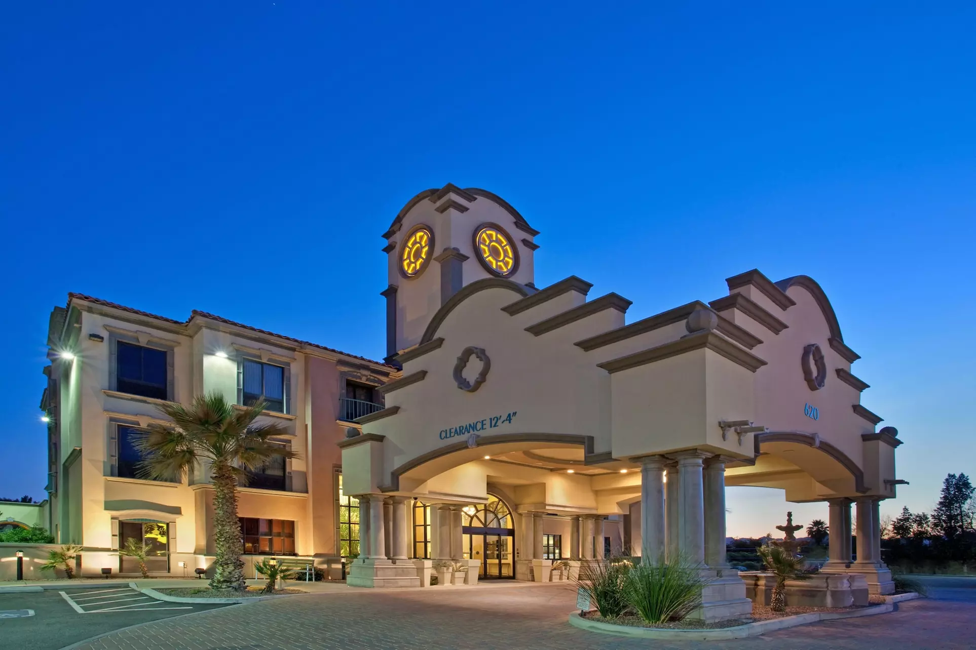 Holiday Inn Express & Suites Tucson Mall - Primary Image