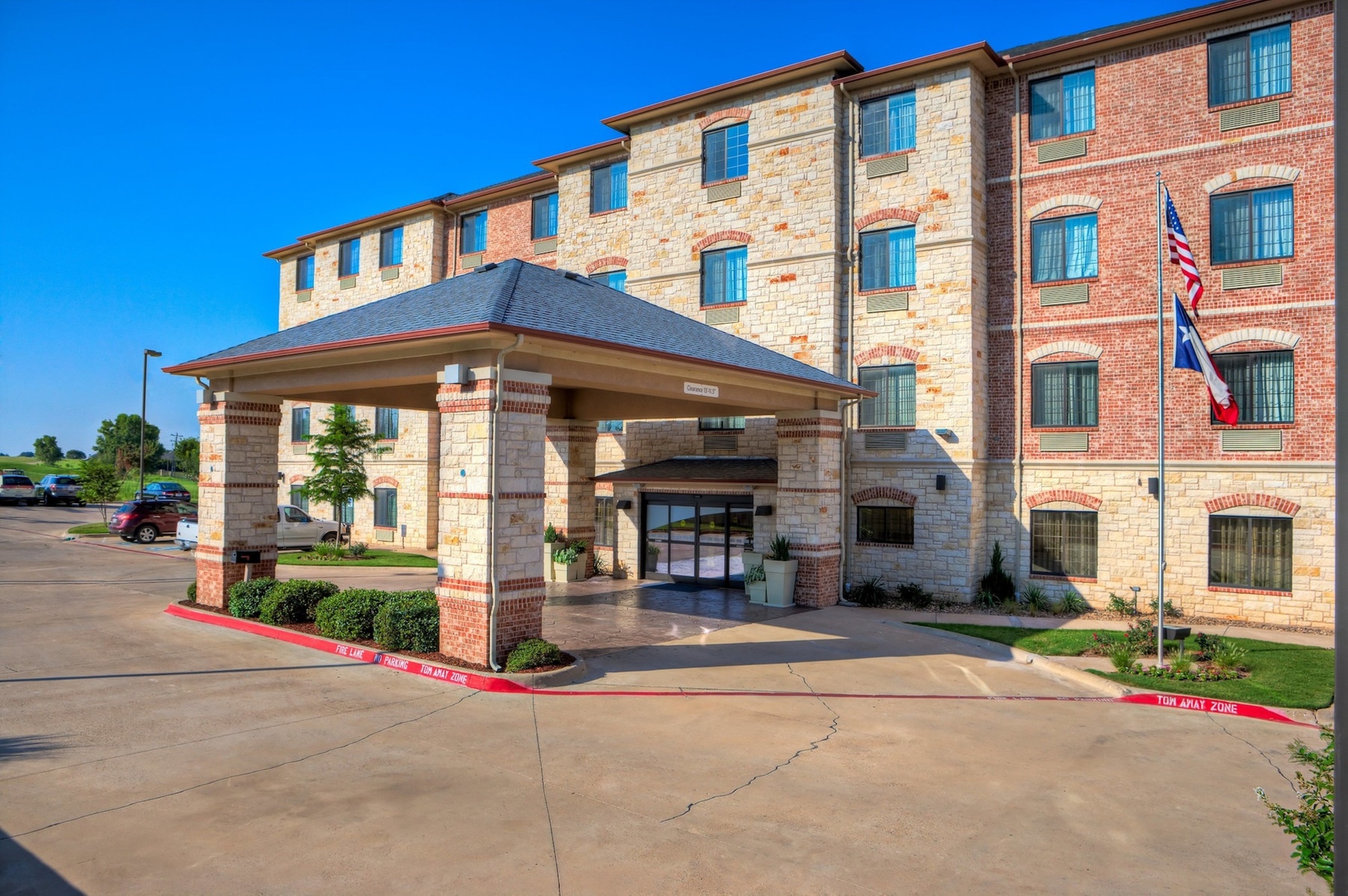 Holiday Inn Express & Suites Granbury by IHG