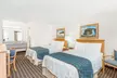 Days Inn by Wyndham West Jefferson - Second Medium