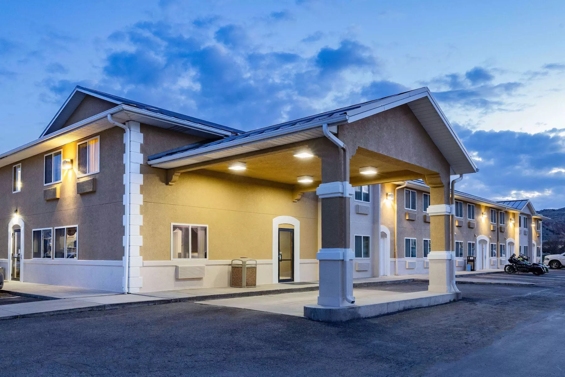 Super 8 by Wyndham Richfield UT - Primary Image