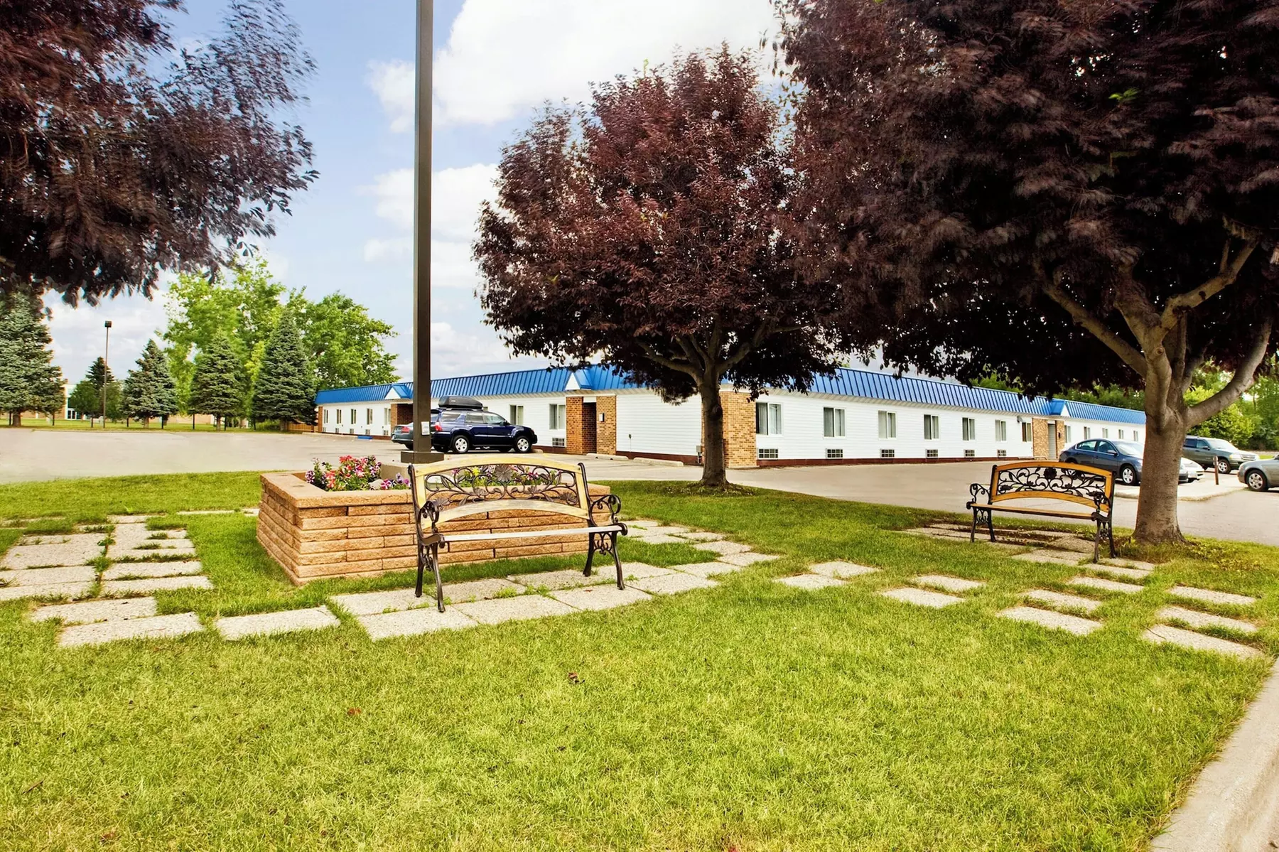 Stay Inn - Primary Image