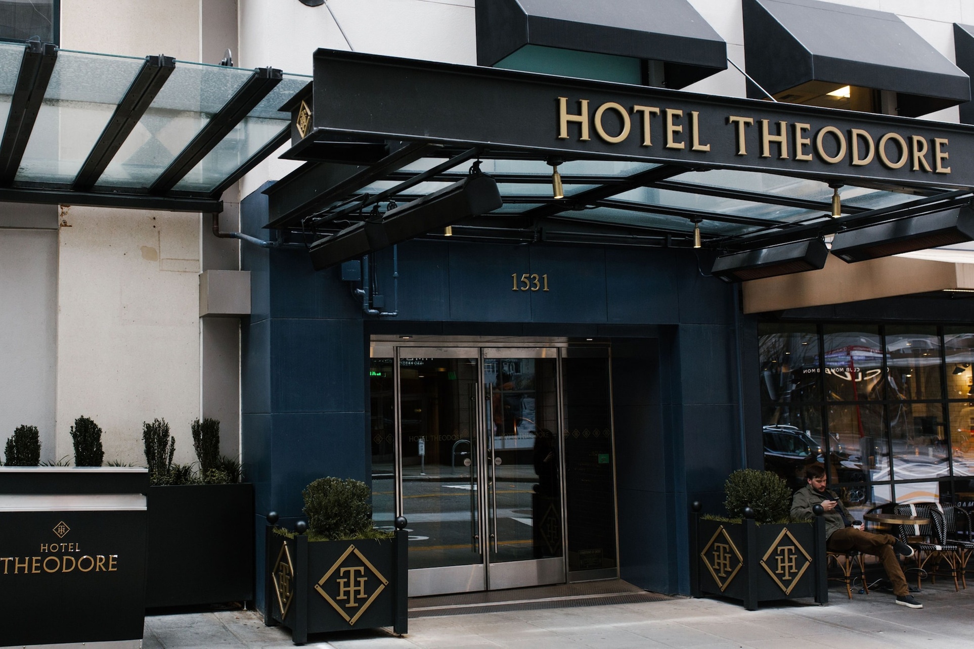 Hotel Theodore