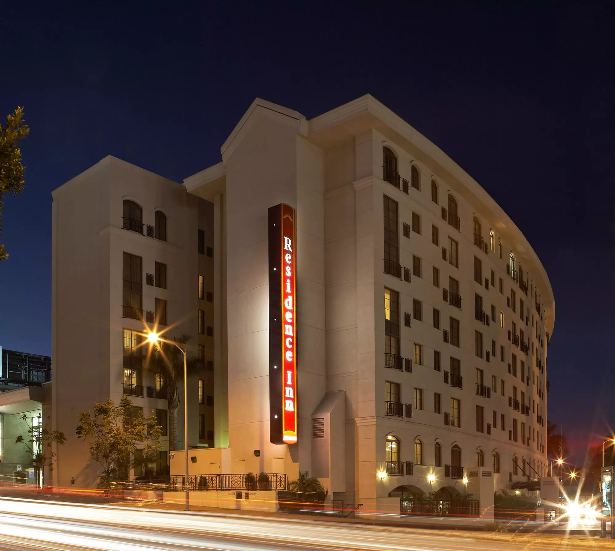 Burton House, Beverly Hills, A Tribute Portfolio Hotel - Primary Image