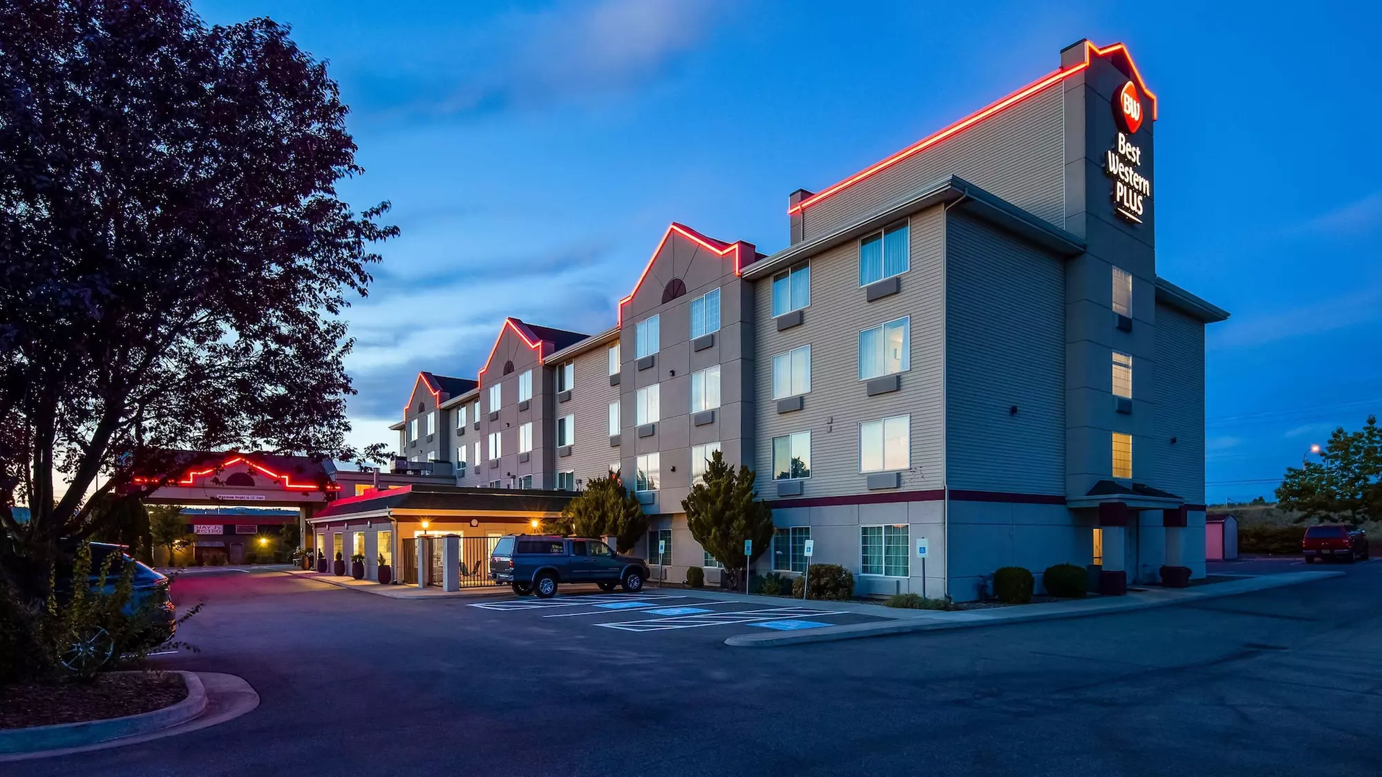 Best Western Plus Liberty Lake Inn - Primary Image