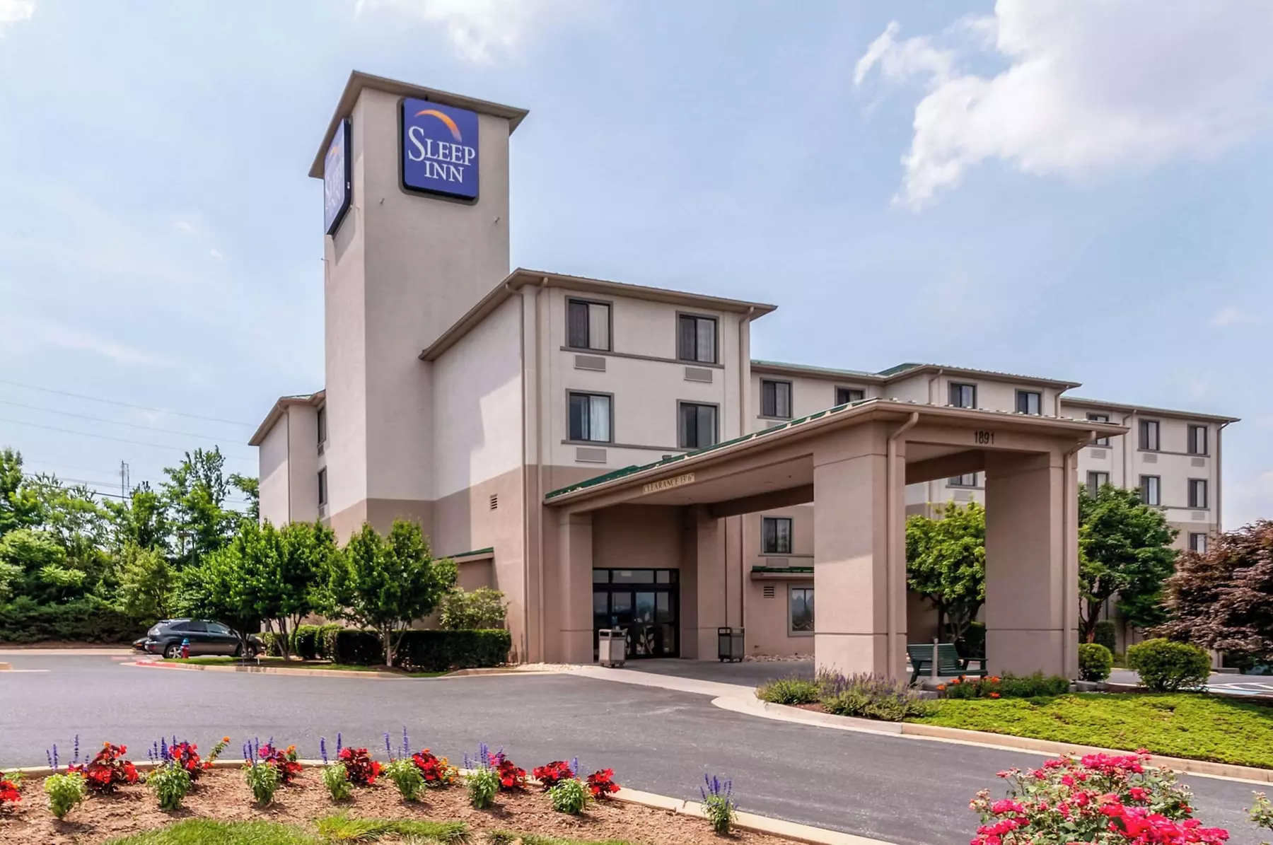 Sleep Inn & Suites Harrisonburg near University - Primary Image
