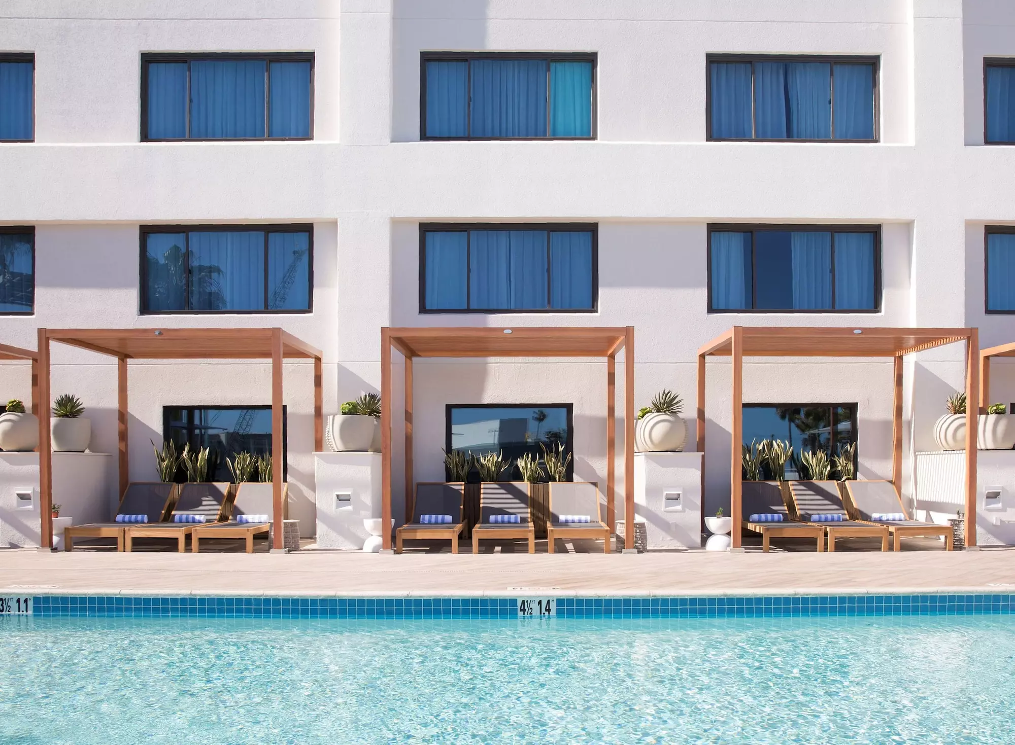 Hilton Santa Monica Hotel & Suites - Primary Image