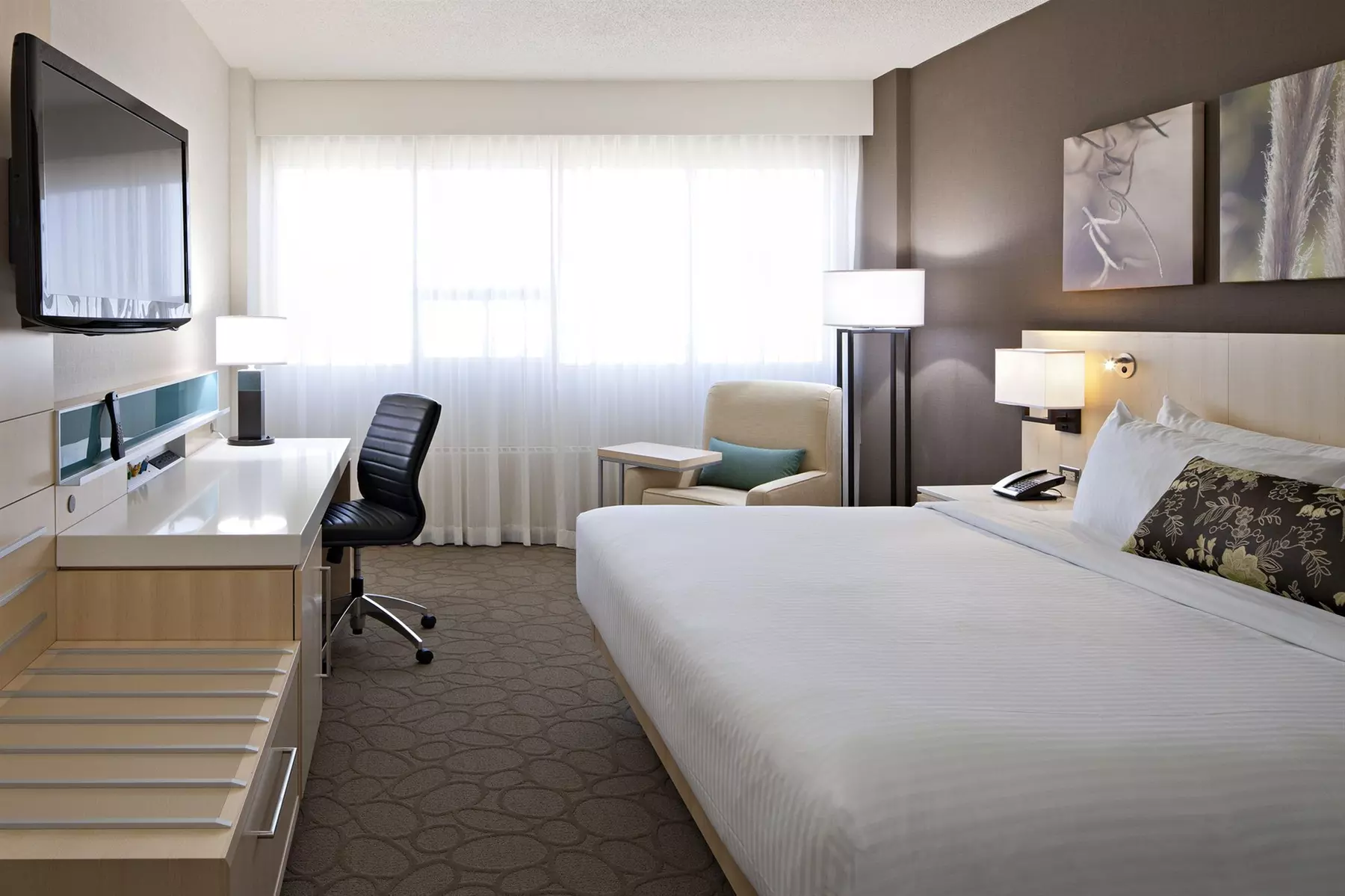 Delta Hotels by Marriott Edmonton South Conference Centre - Primary Image