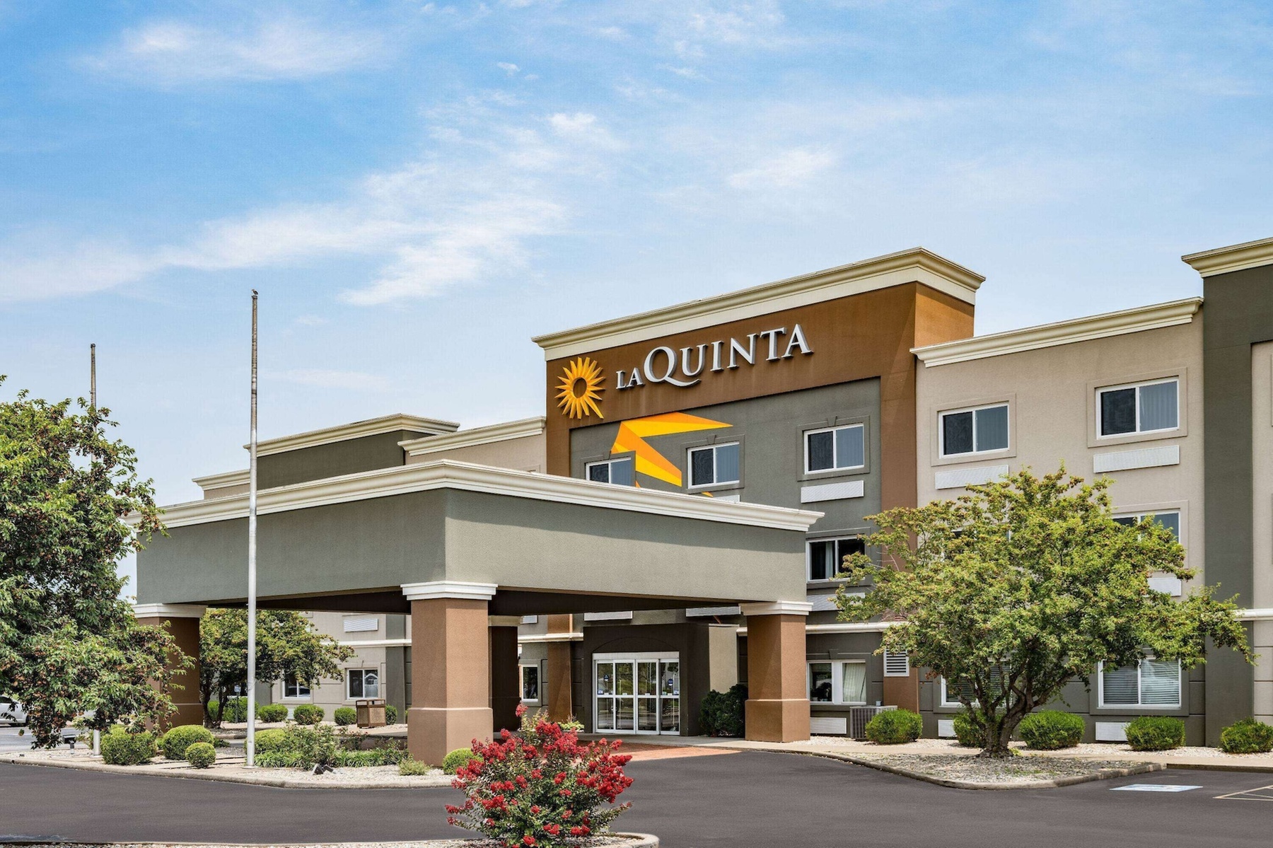 La Quinta Inn & Suites by Wyndham Evansville