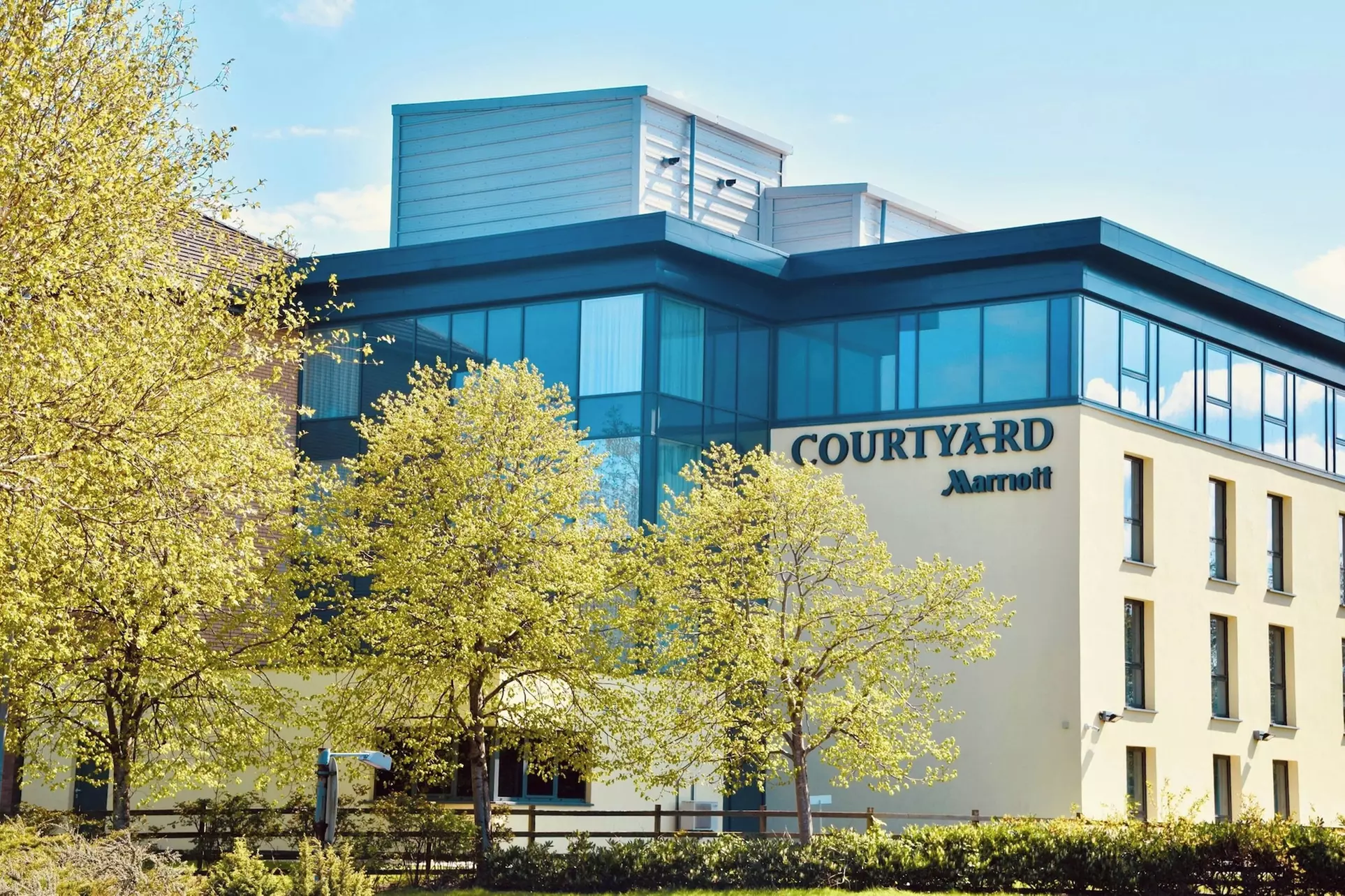 Courtyard by Marriott Glasgow Airport - Primary Image