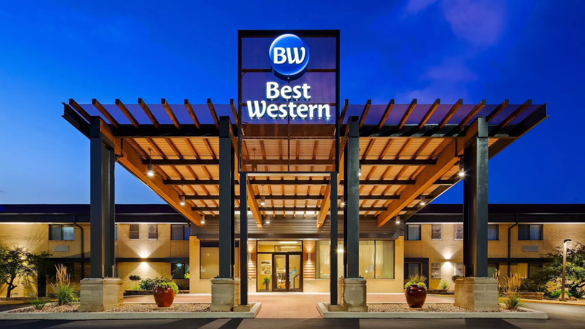 Best Western West Towne Suites - Primary Image