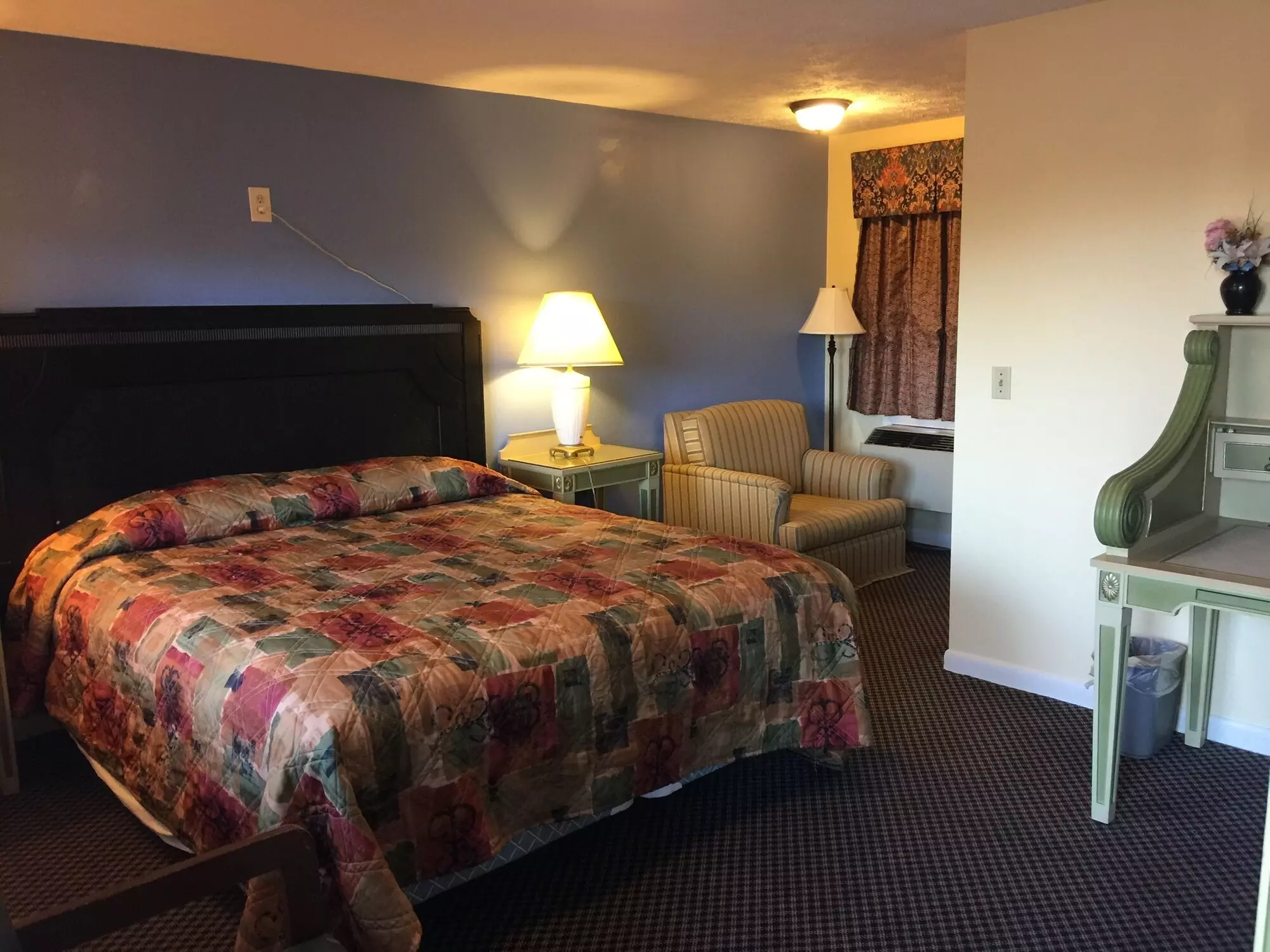 Budget Inn North Stonington - Primary Image