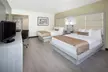 Ramada by Wyndham Burbank Airport - Second Medium