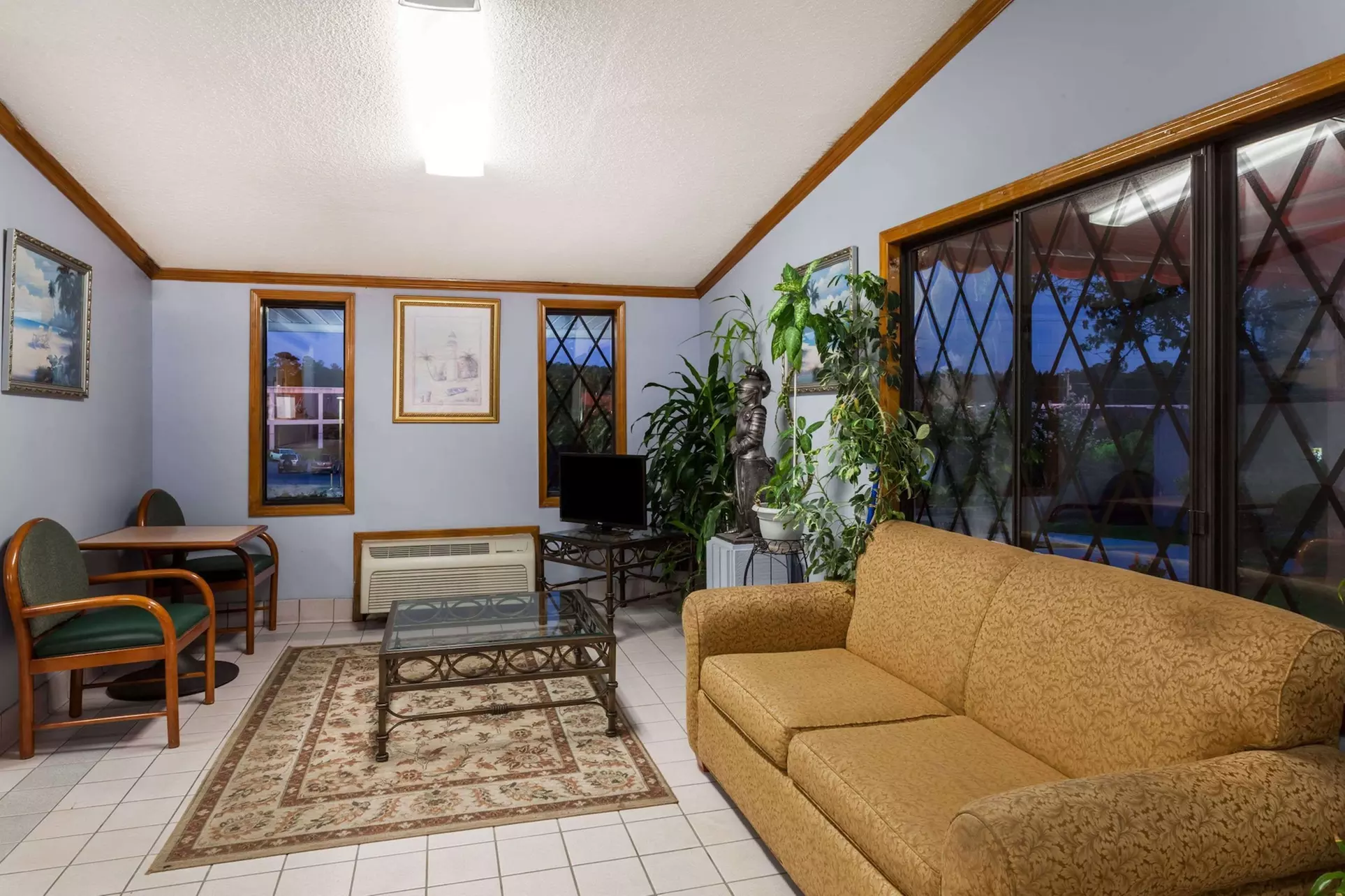 Knights Inn Columbia - Primary Image