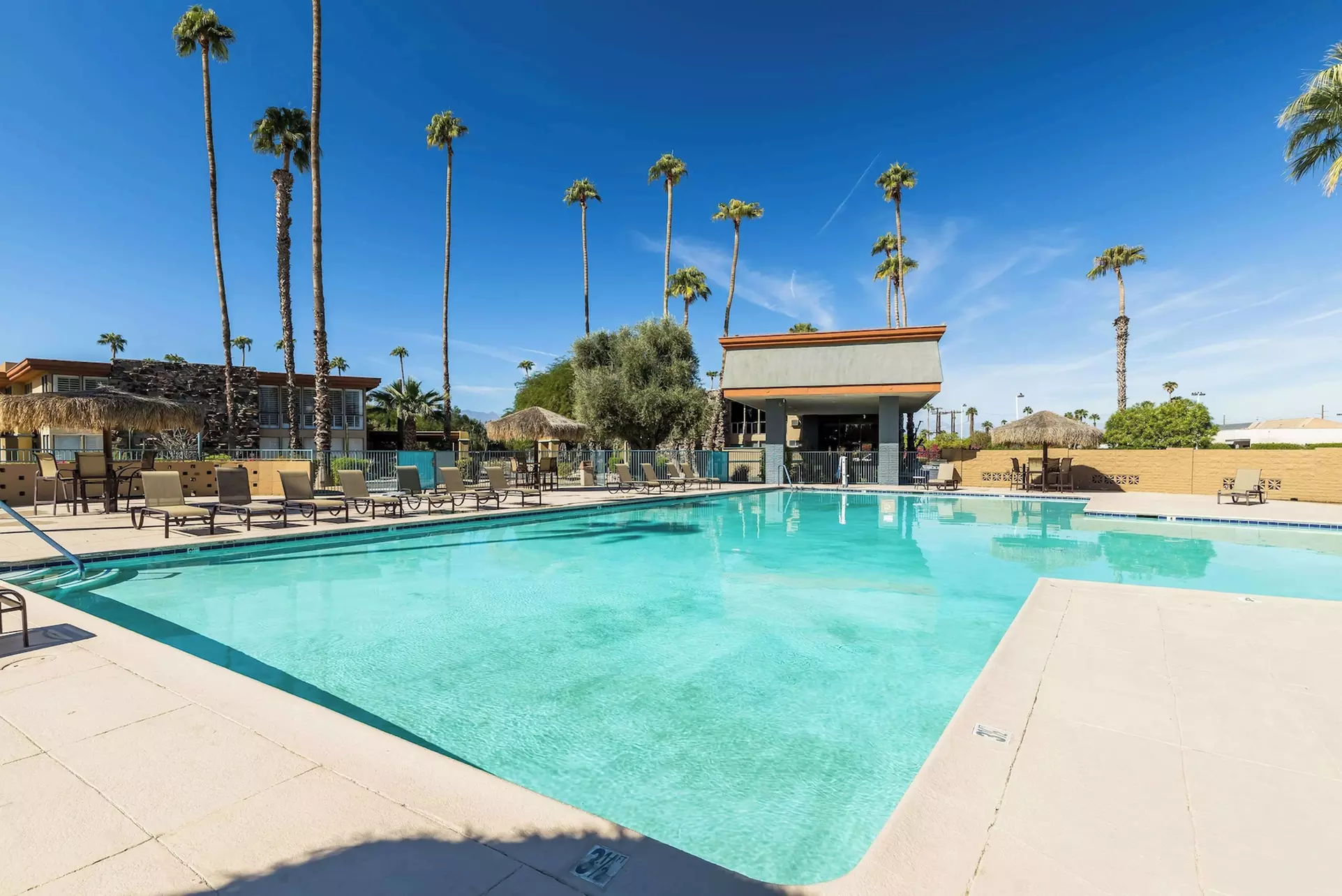 Best Western Date Tree Hotel - Primary Image