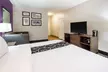 La Quinta Inn & Suites by Wyndham Elkhart - Second Medium