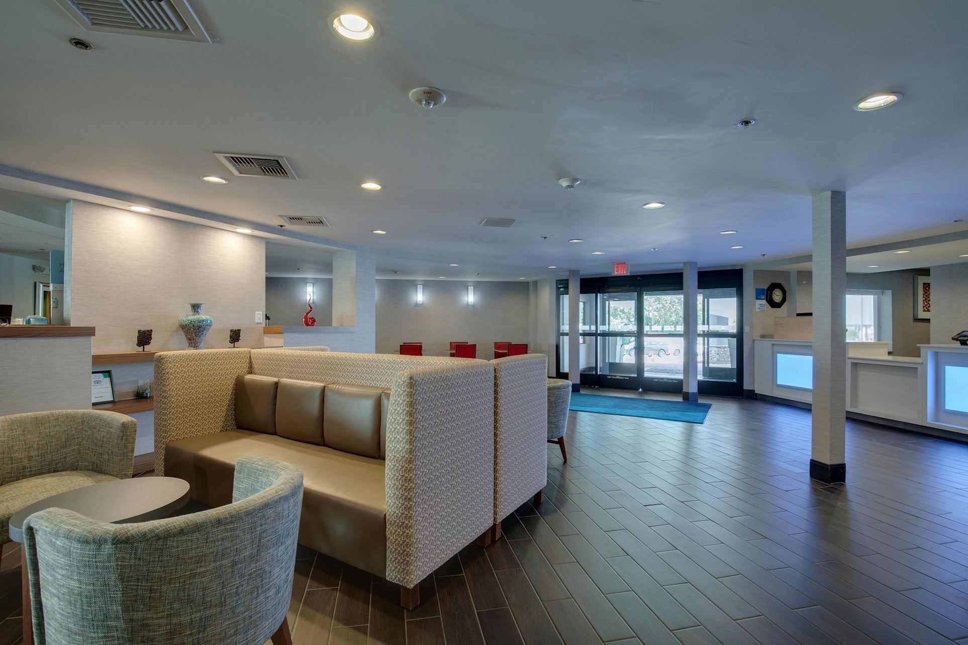 Holiday Inn Express W-I40/Whitebridge Road by IHG