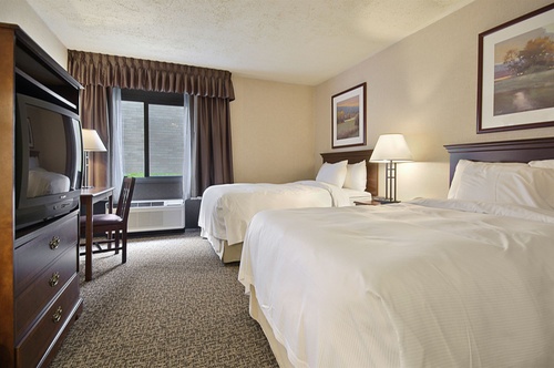 Ramada by Wyndham Waukegan/great Lakes | Waukegan