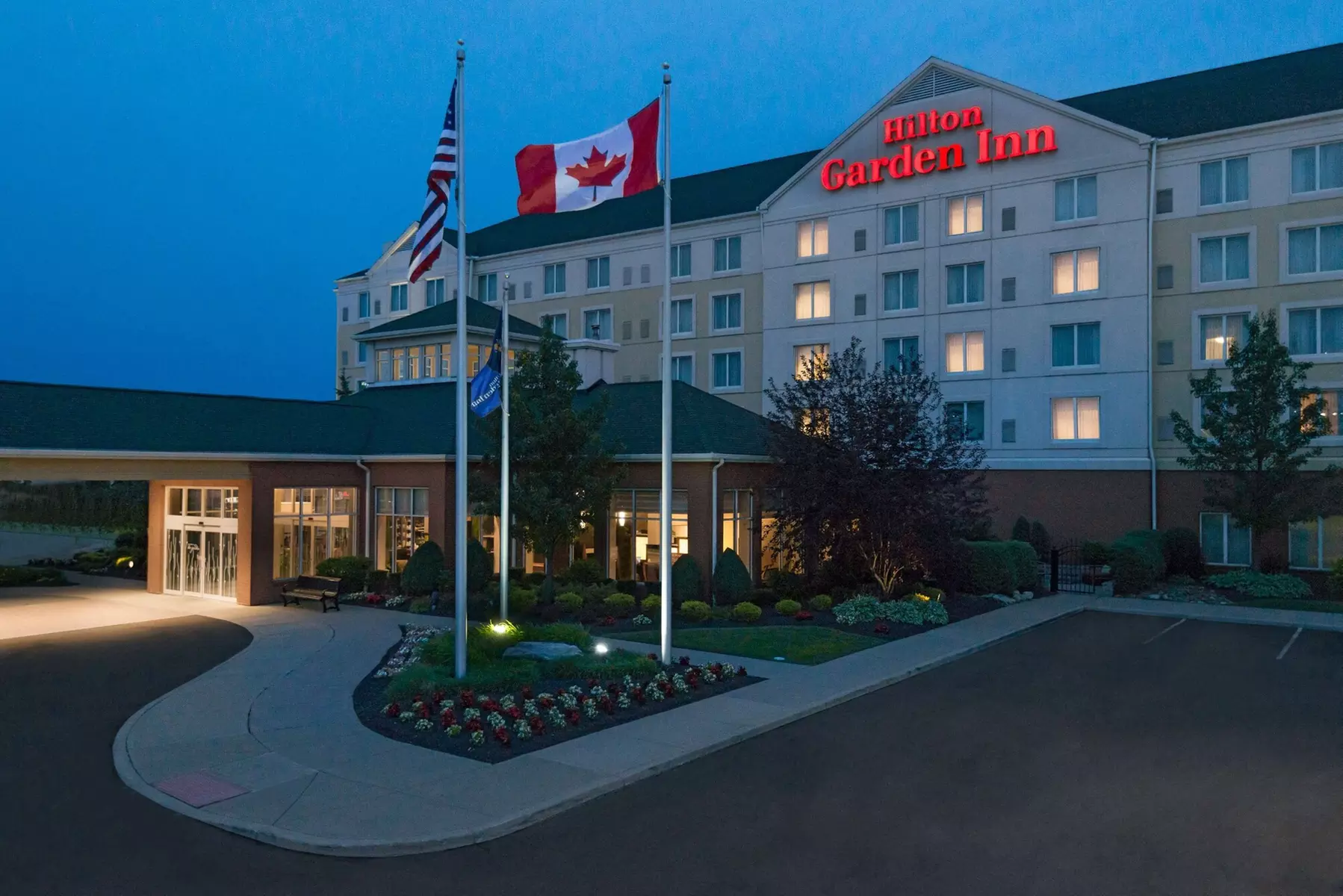 Hilton Garden Inn Buffalo Airport - Primary Image