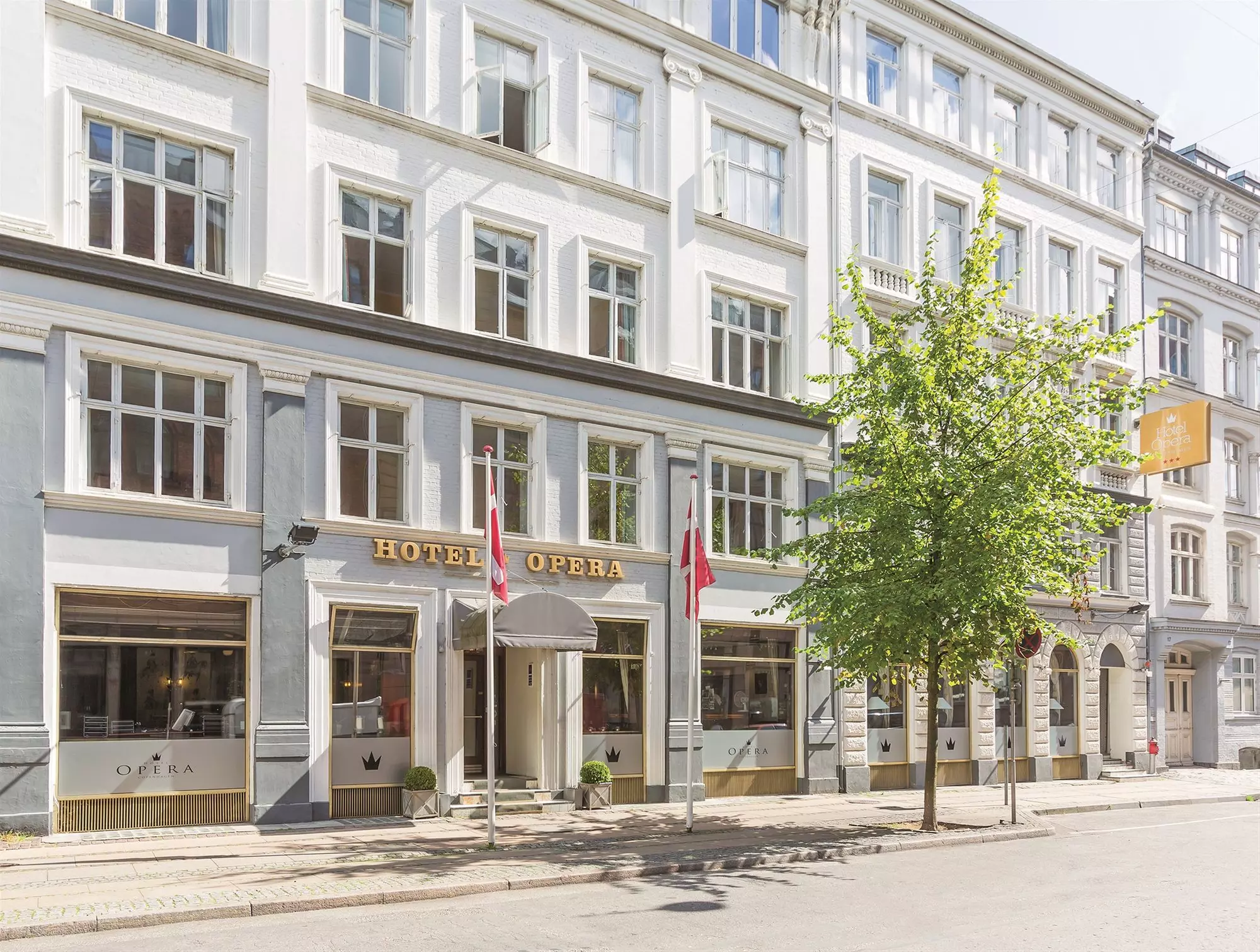 Hotel Opera - Primary Image