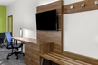 Holiday Inn Express and Suites Savannah - Midtown by IHG - Second Medium