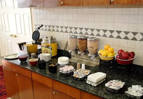 RESIDENCE INN MARRIOTT WESTON - Second Medium