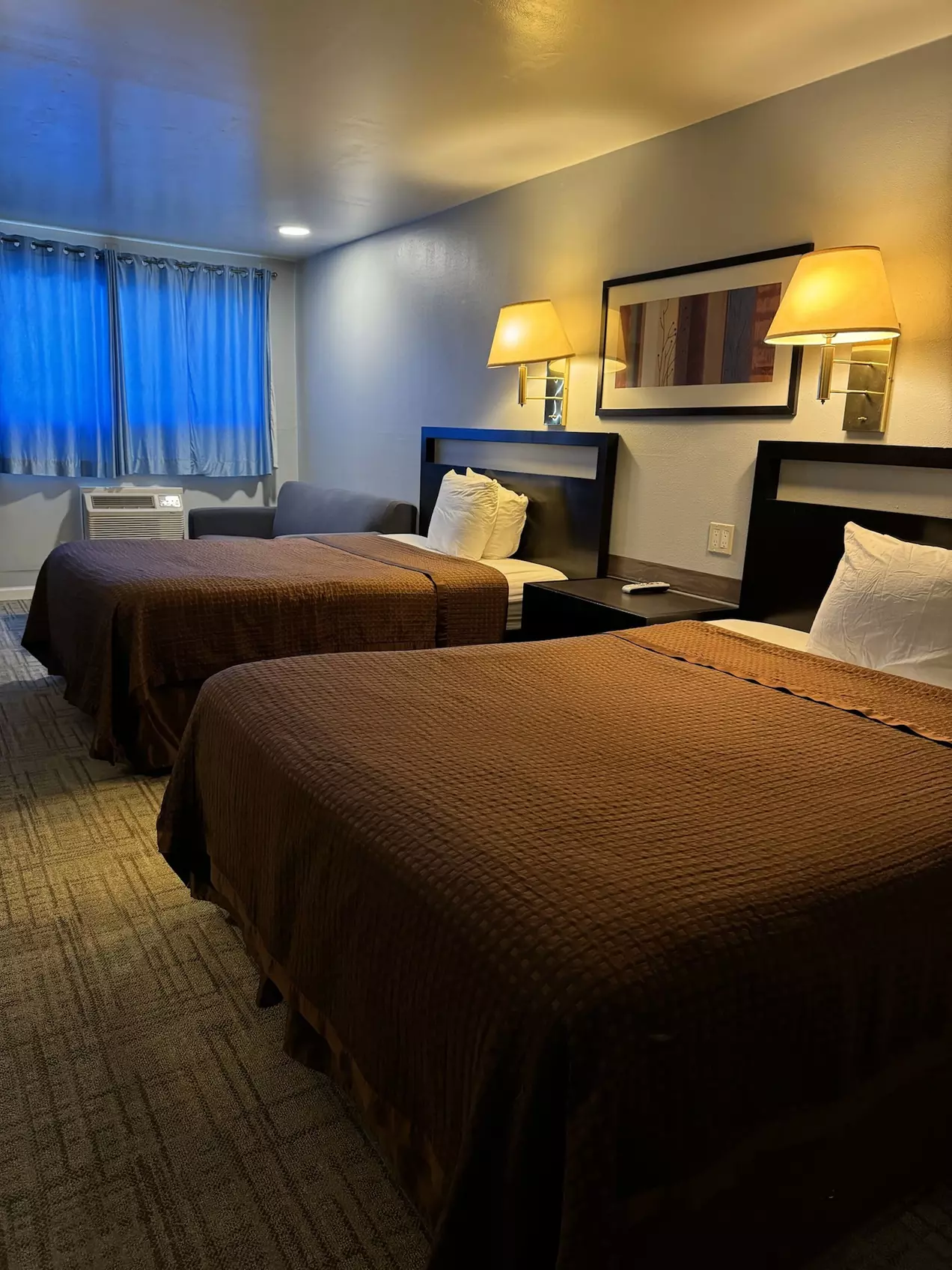 Country Manor Motel Watkins - Primary Image