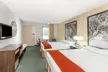 Super 8 by Wyndham Adel GA I-75 - Second Medium